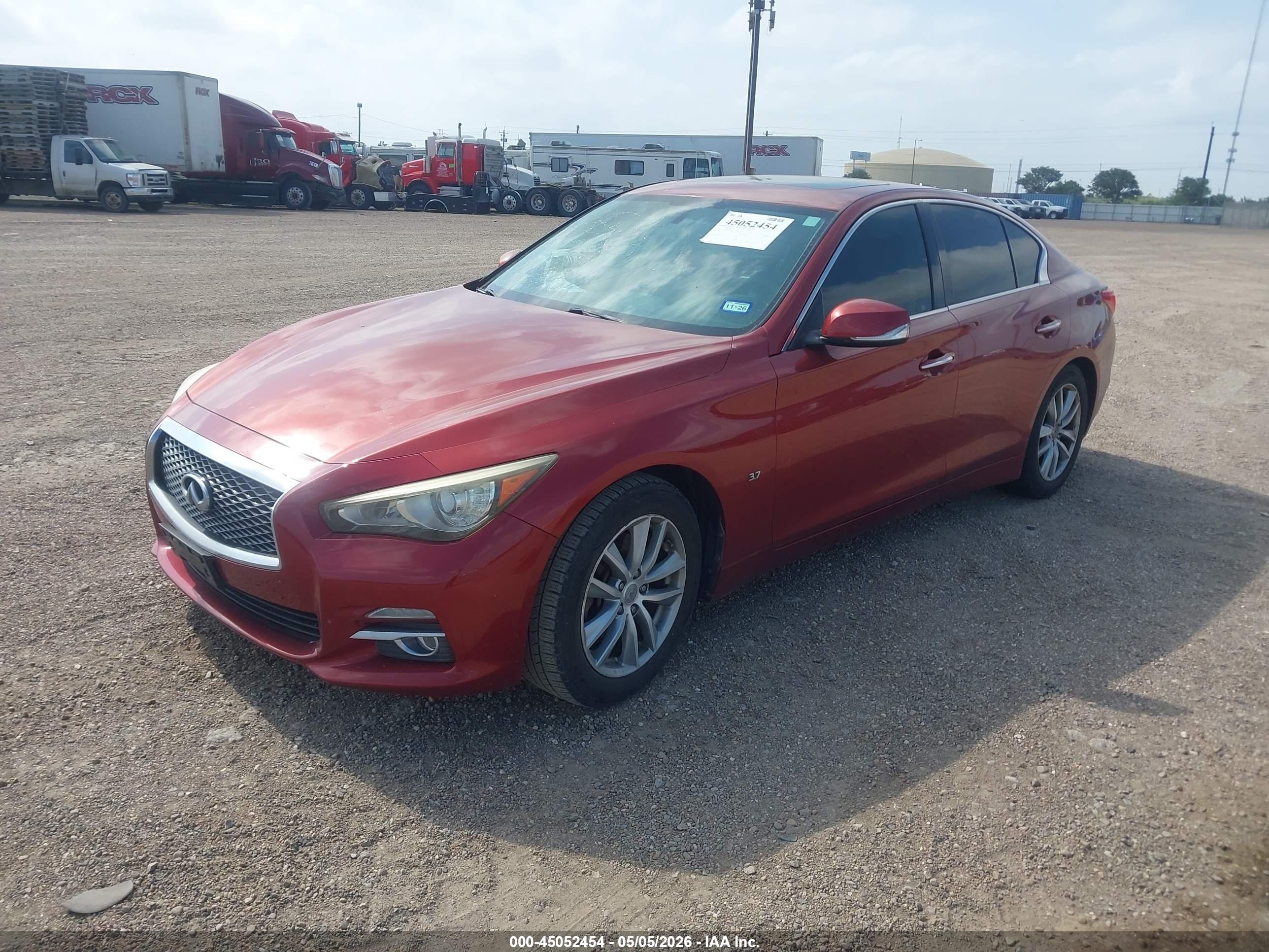 INFINITI Q50 image 2