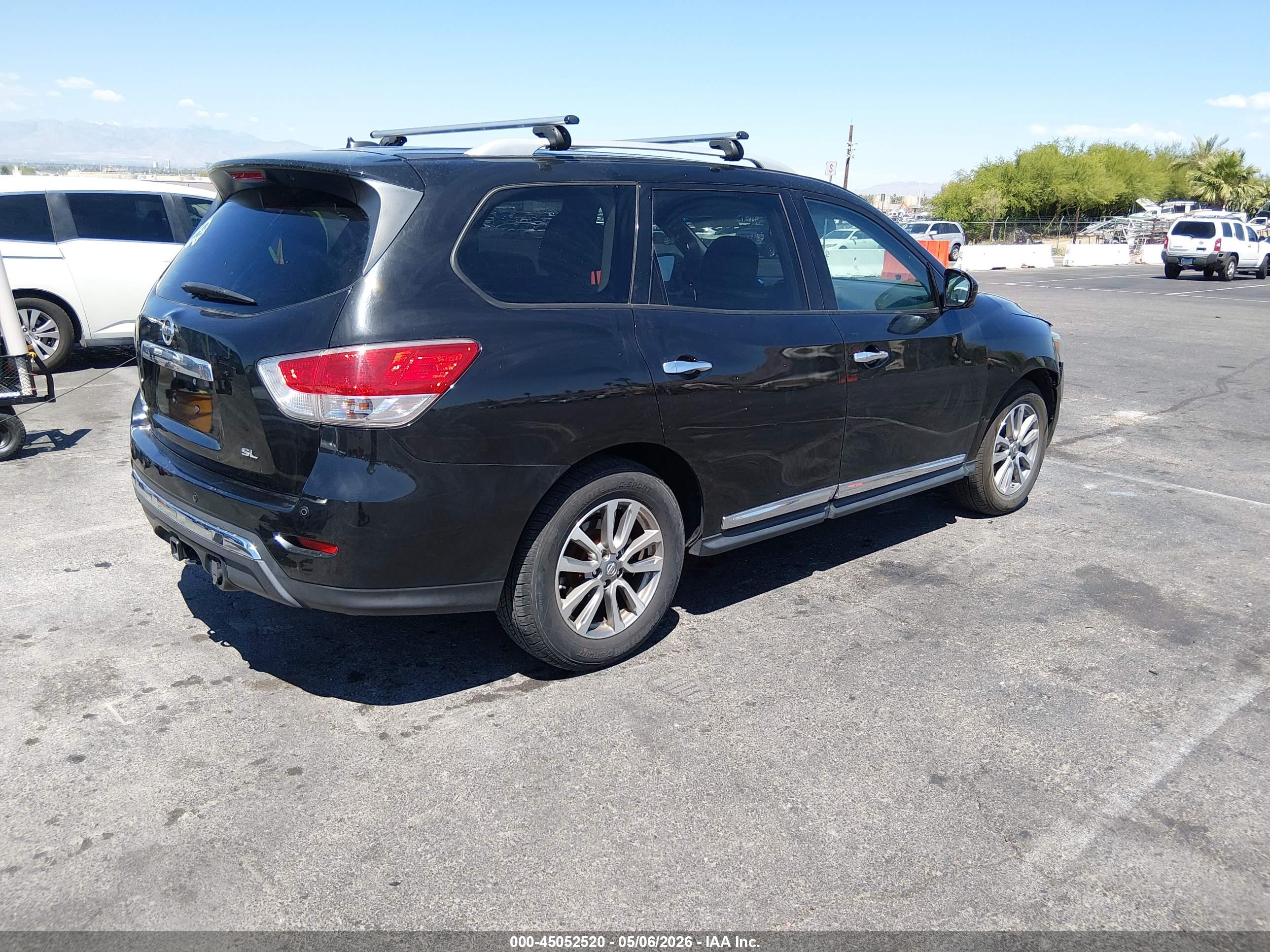 NISSAN PATHFINDER image 4