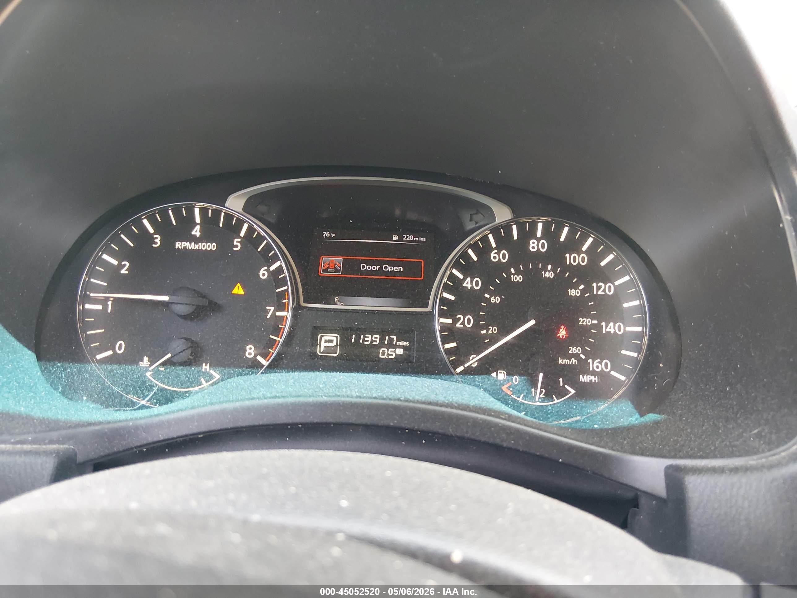 NISSAN PATHFINDER image 7