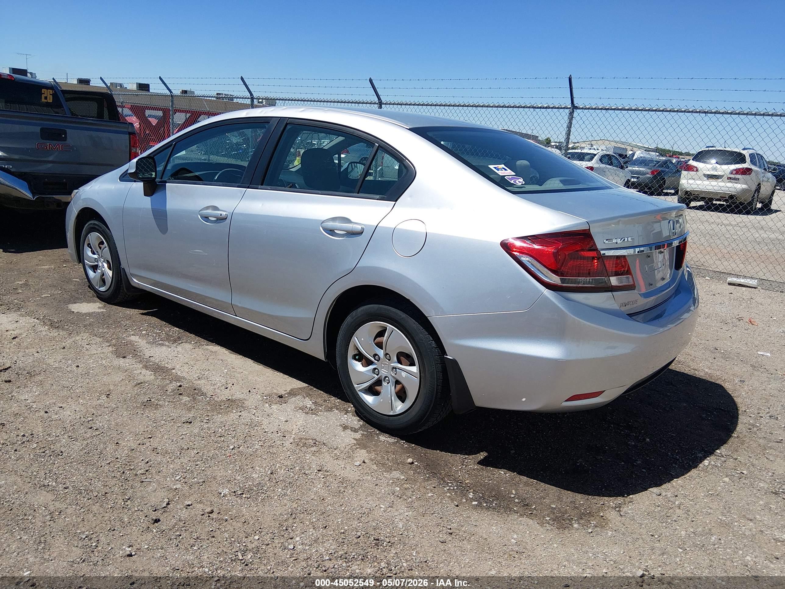 HONDA CIVIC image 3