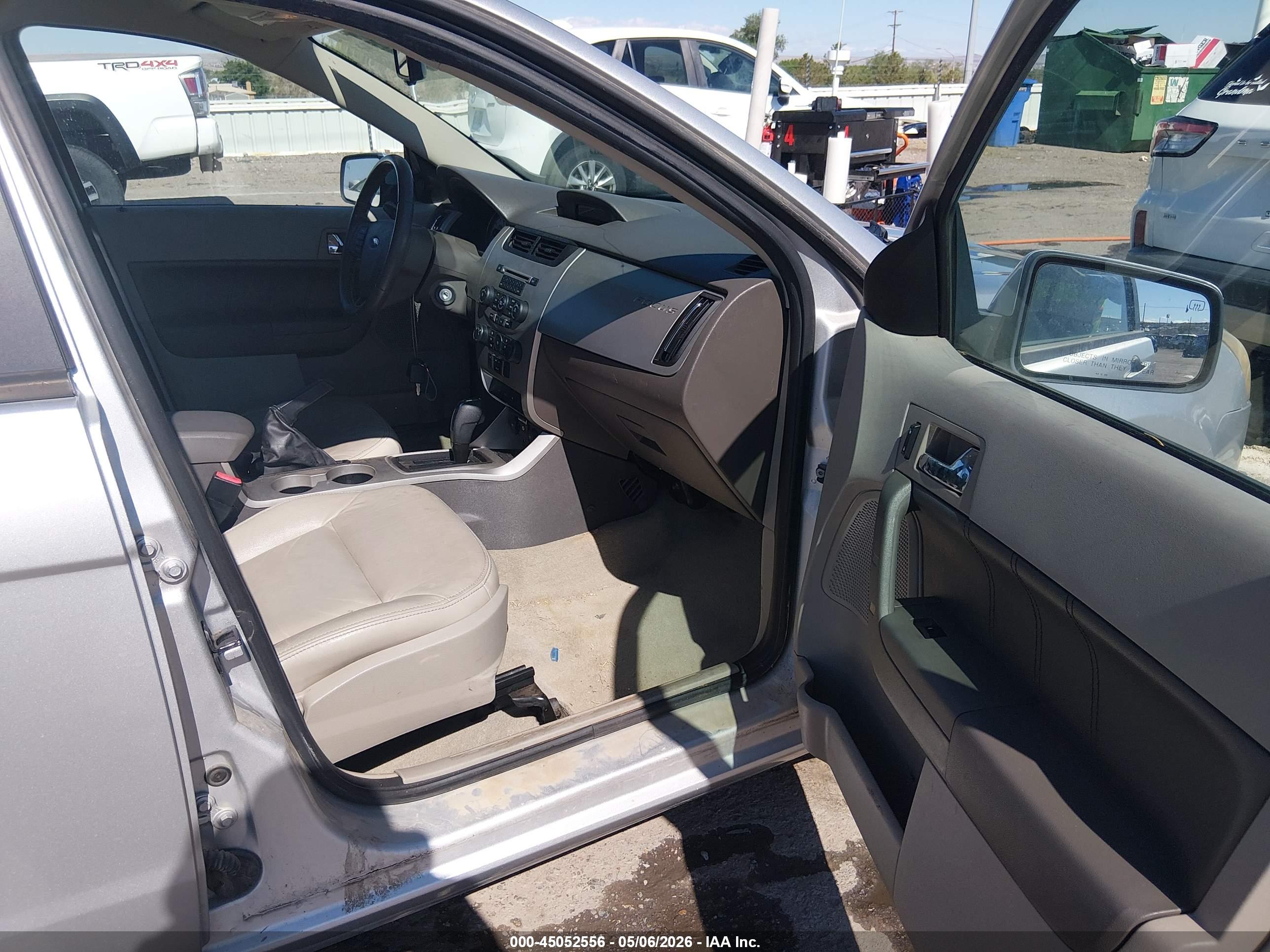 FORD FOCUS image 5