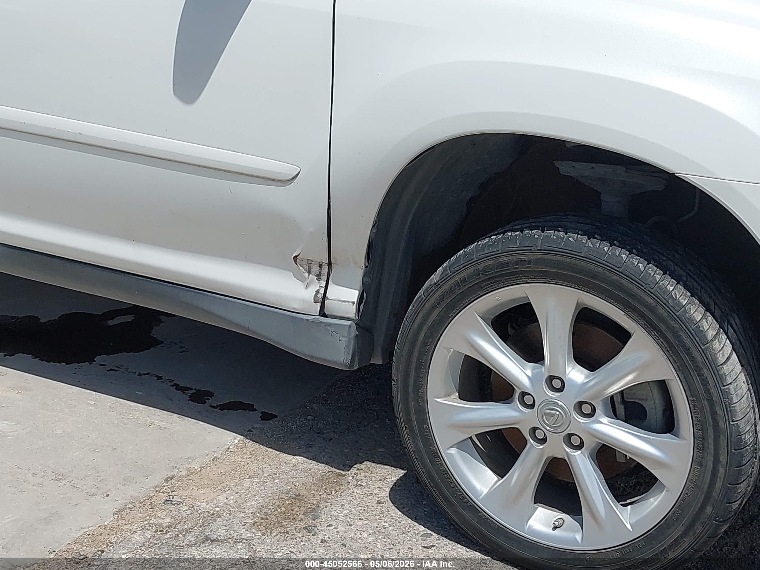 LEXUS RX image 6