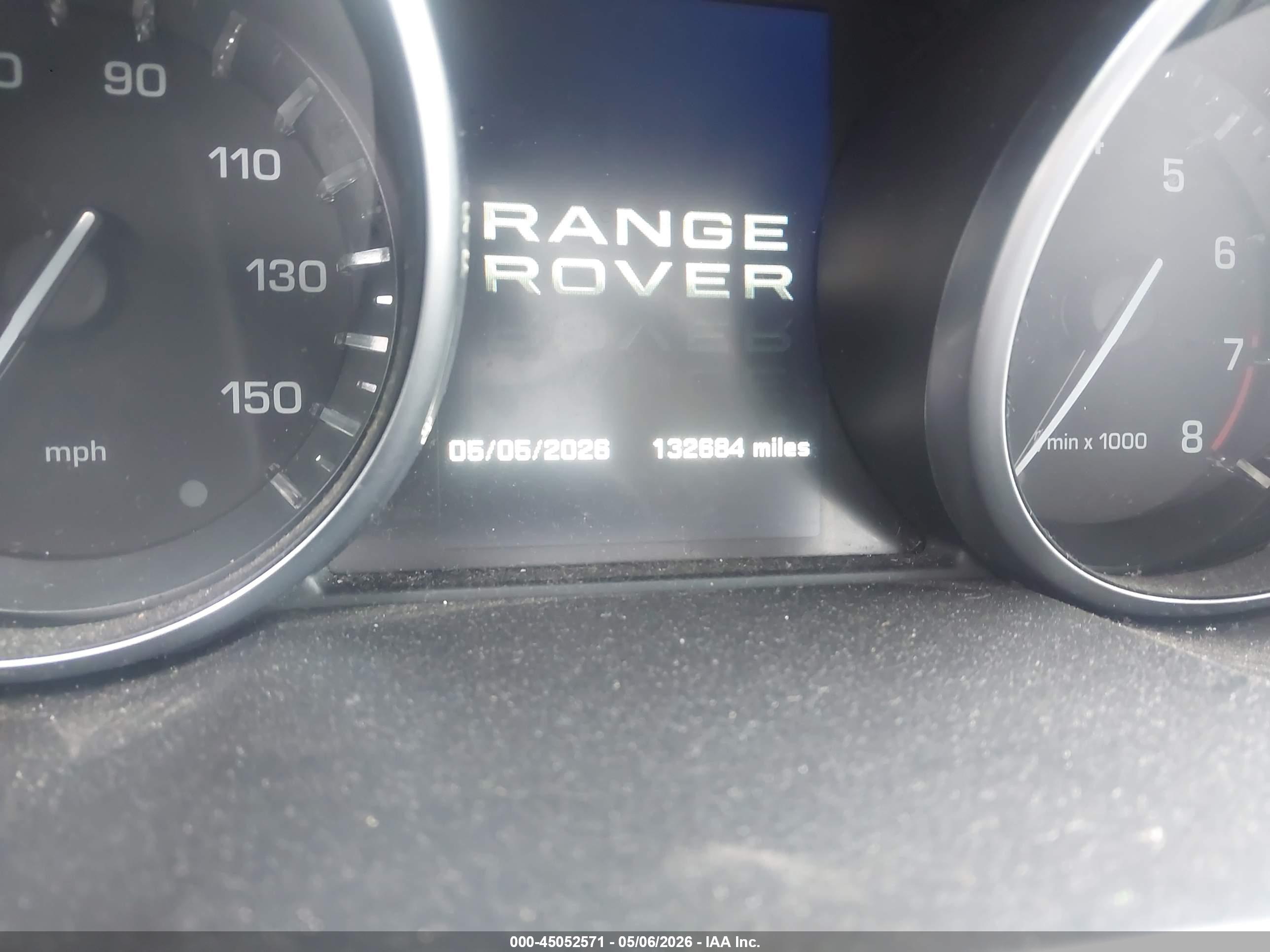 LAND ROVER image 7