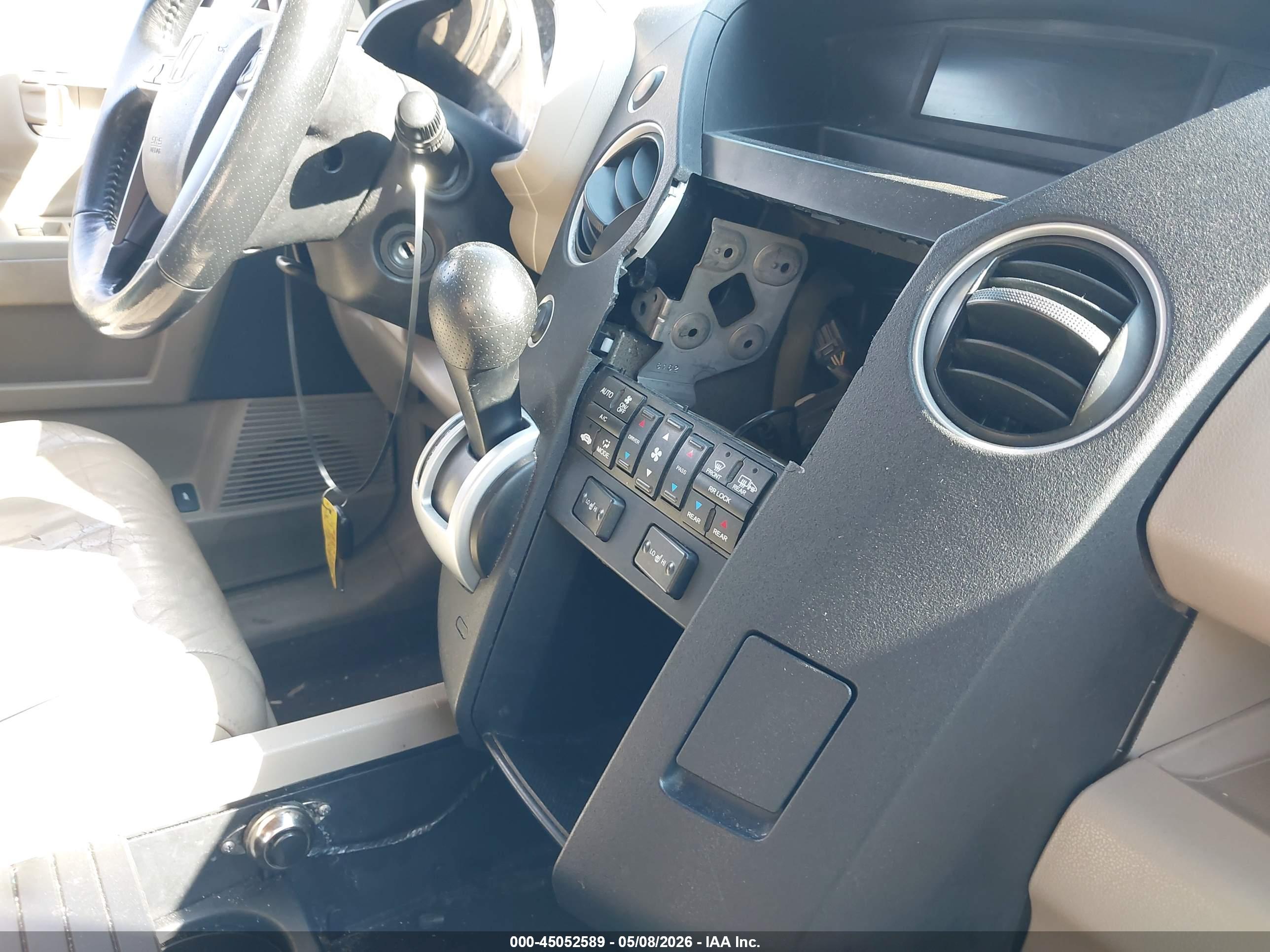 HONDA PILOT image 6