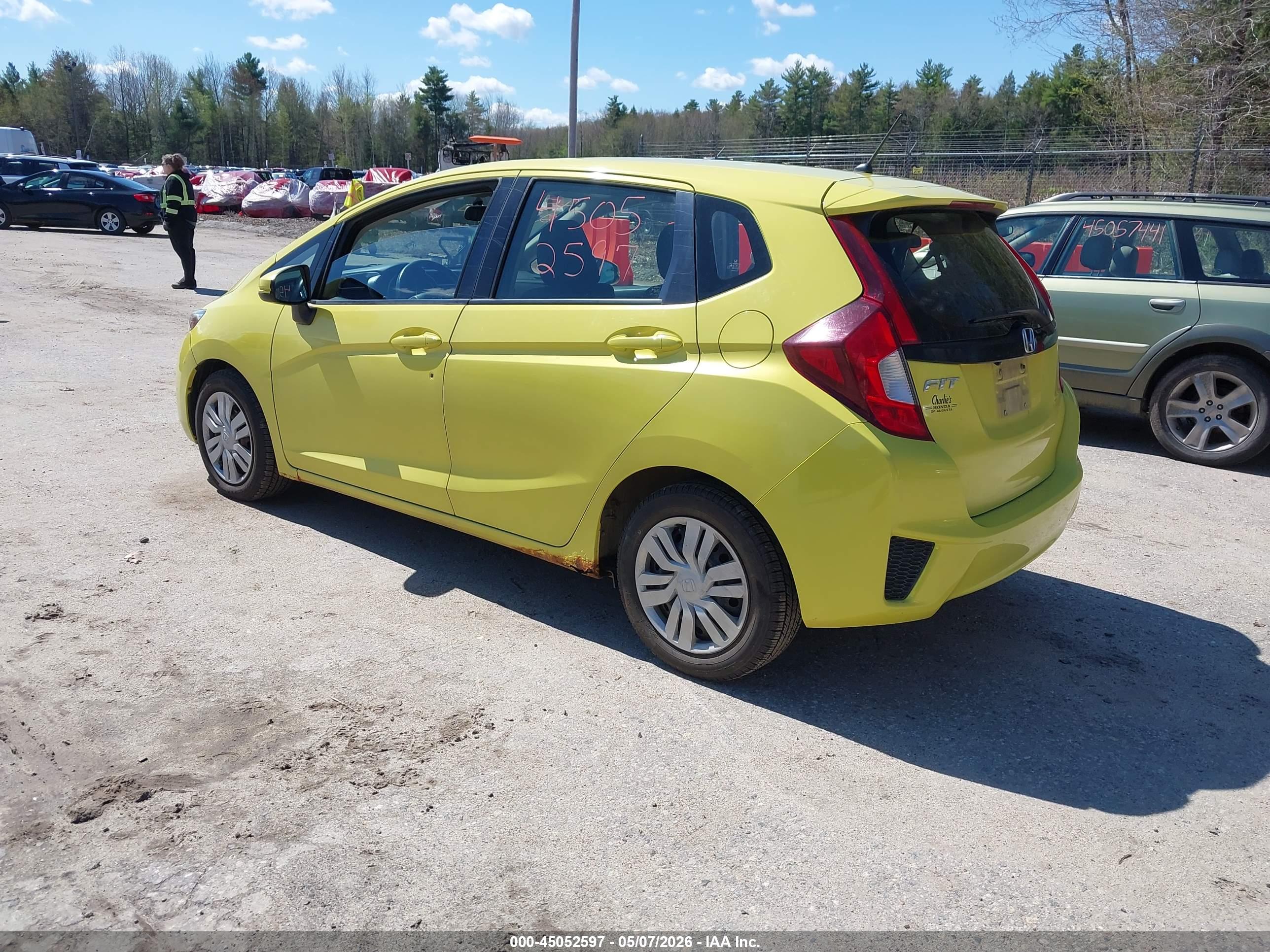 HONDA FIT image 3