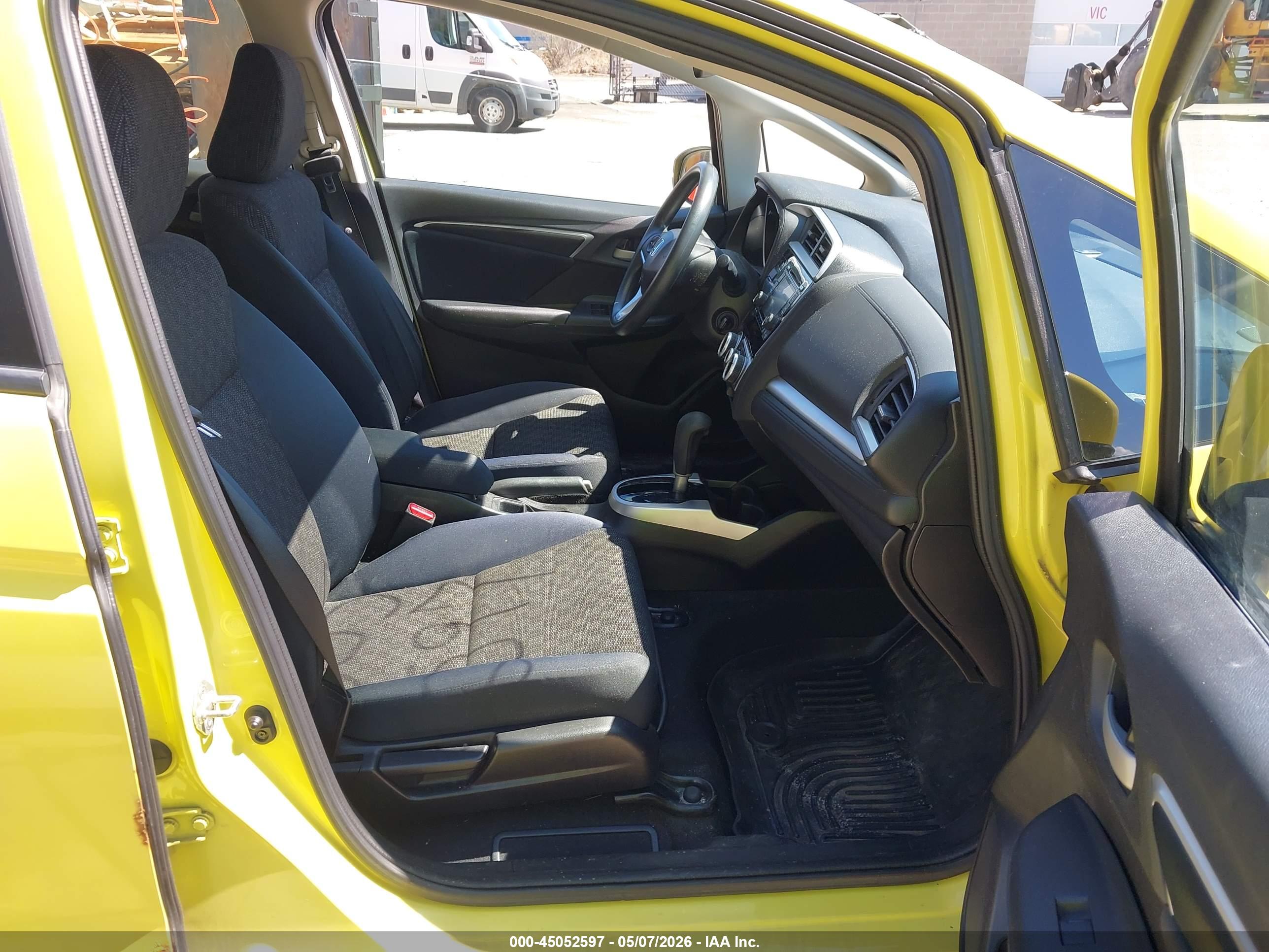 HONDA FIT image 5