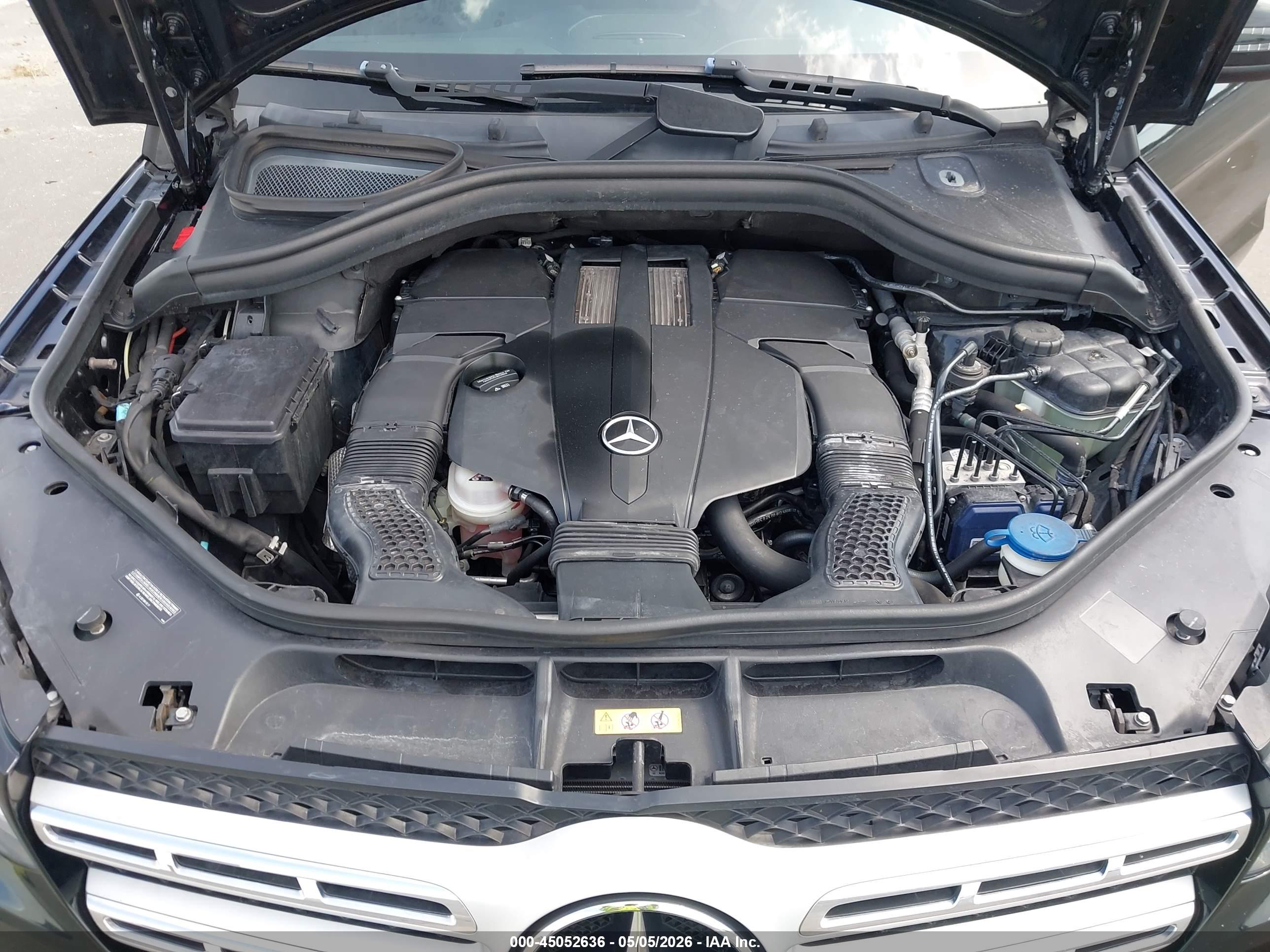 MERCEDES-BENZ GLS image 10
