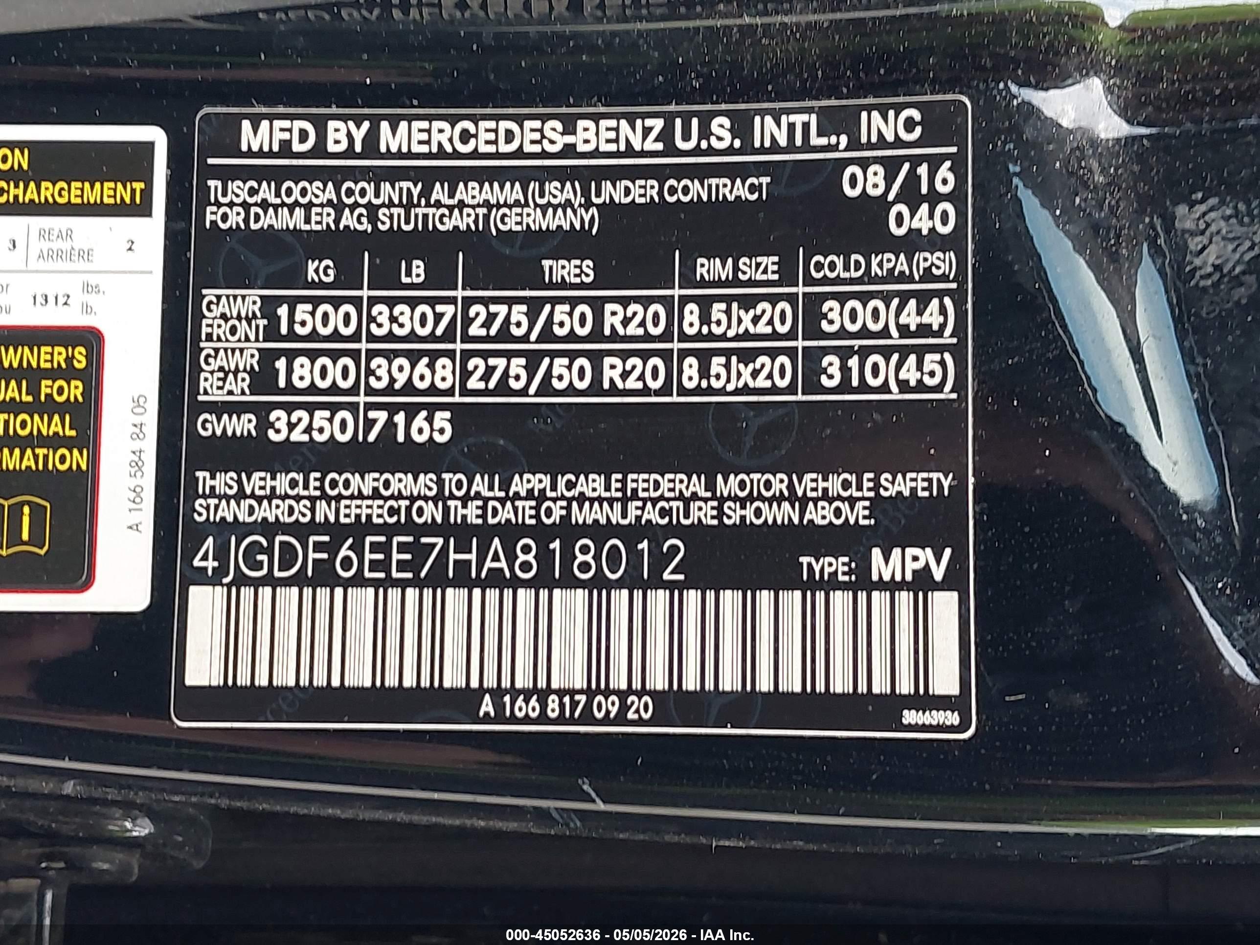 MERCEDES-BENZ GLS image 9