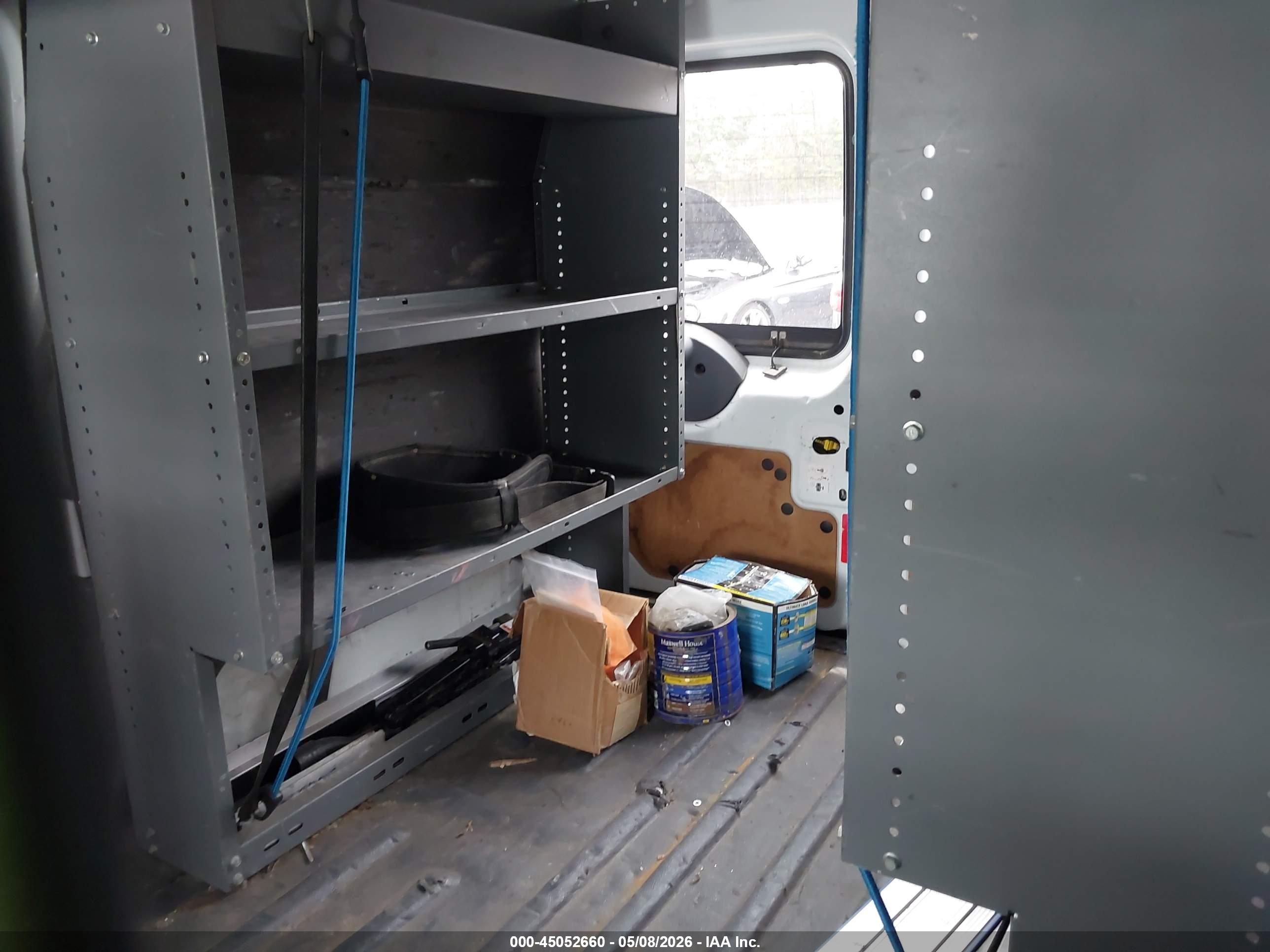 FORD TRANSIT image 8