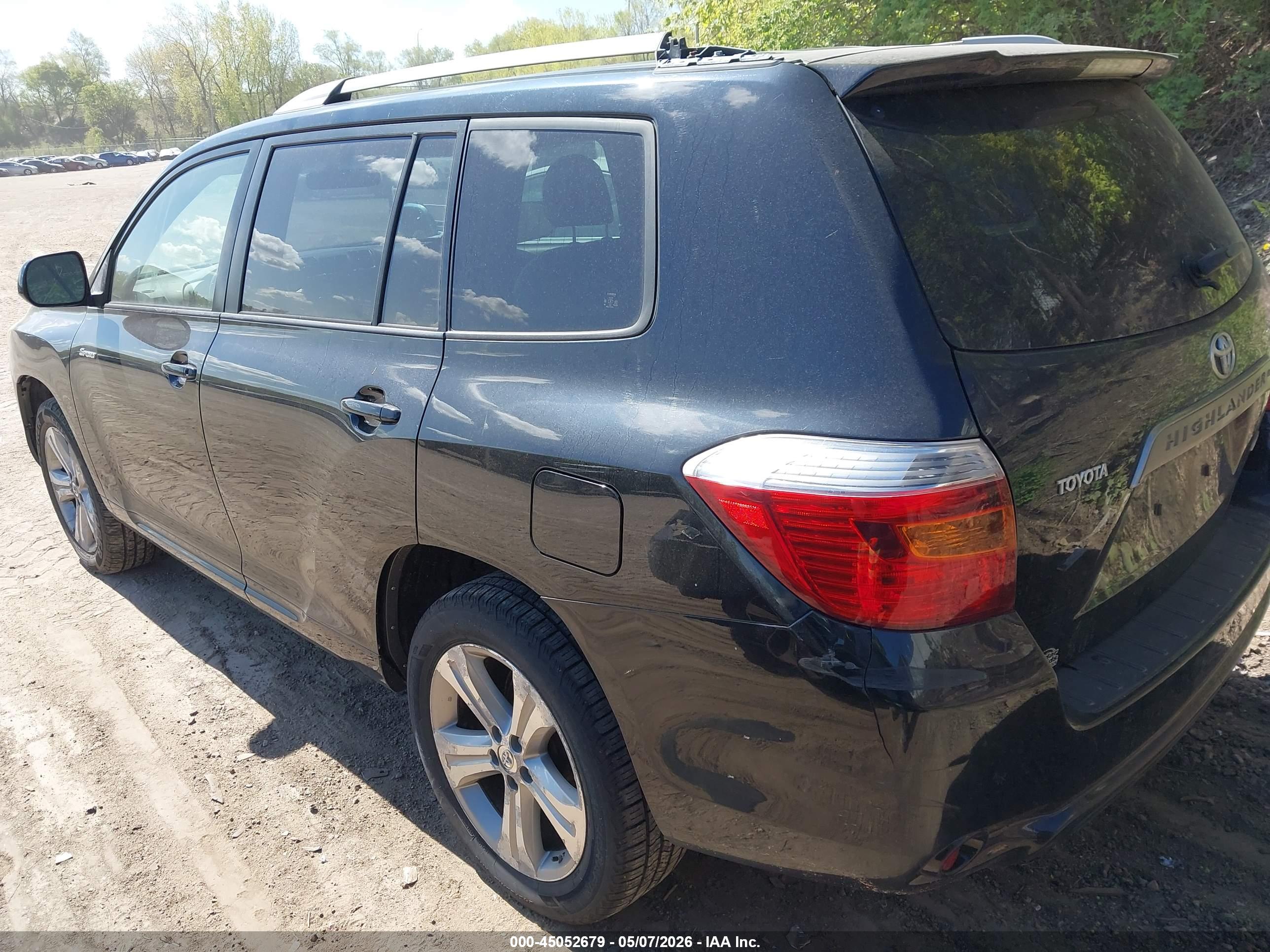 TOYOTA HIGHLANDER image 3