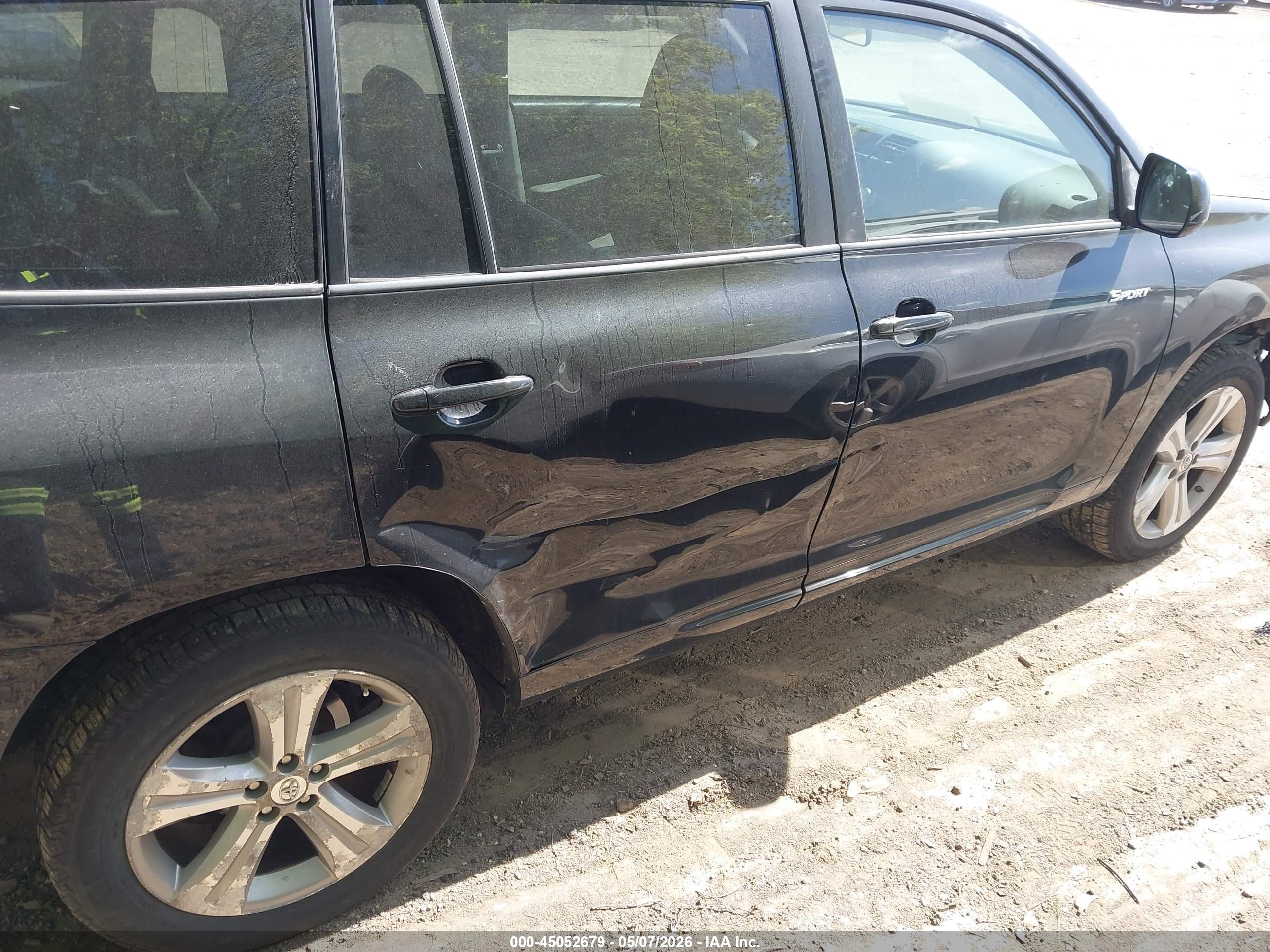 TOYOTA HIGHLANDER image 4