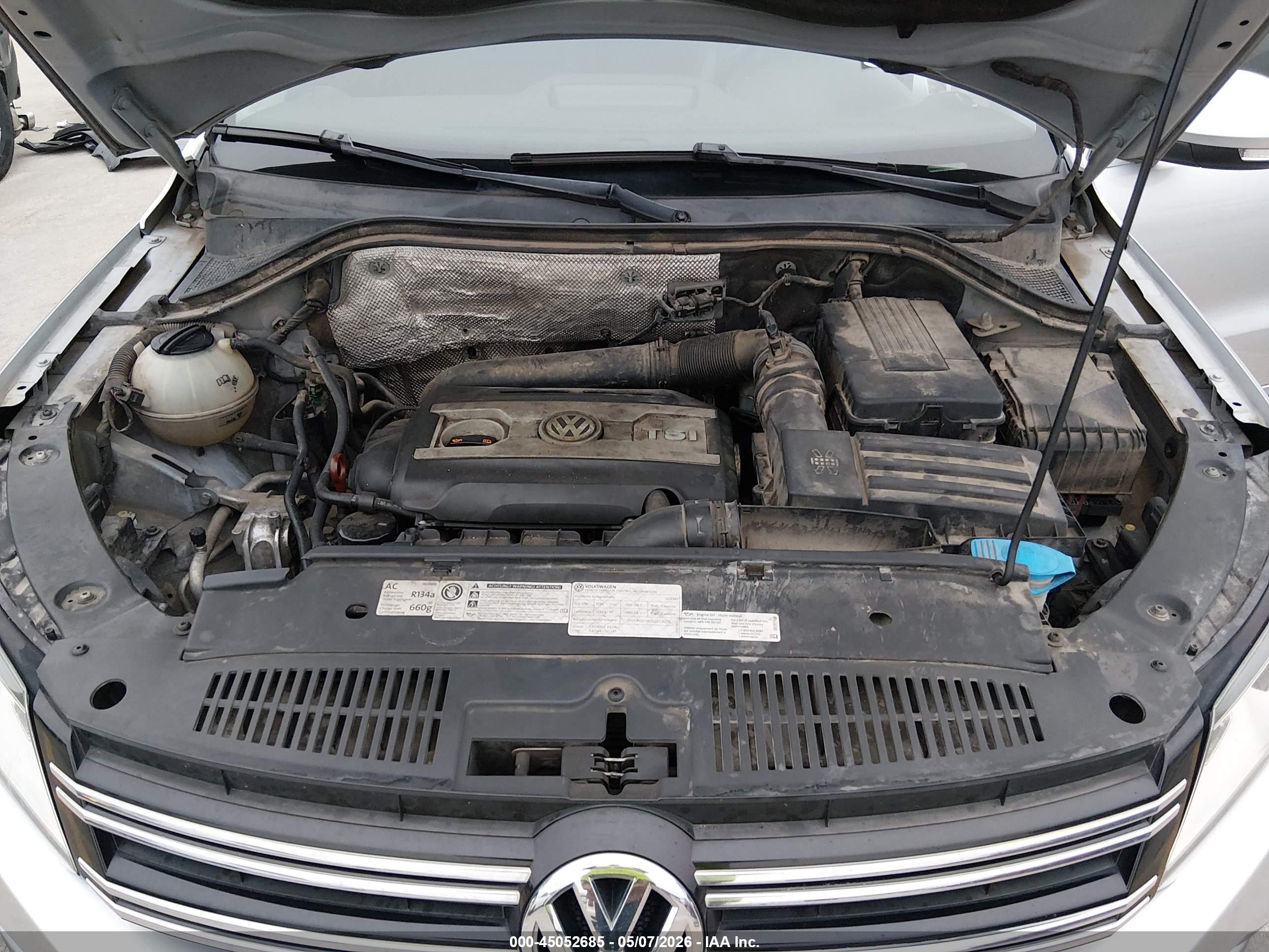 VOLKSWAGEN TIGUAN image 10