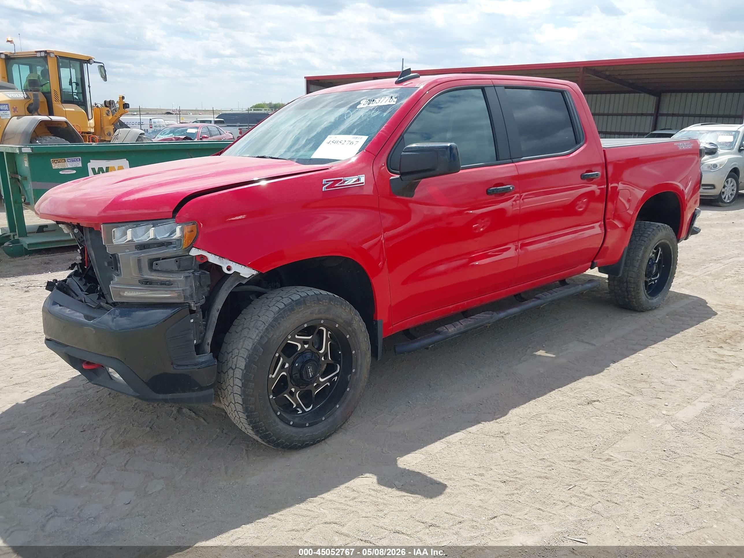 CHEVROLET SILVERADO image 2