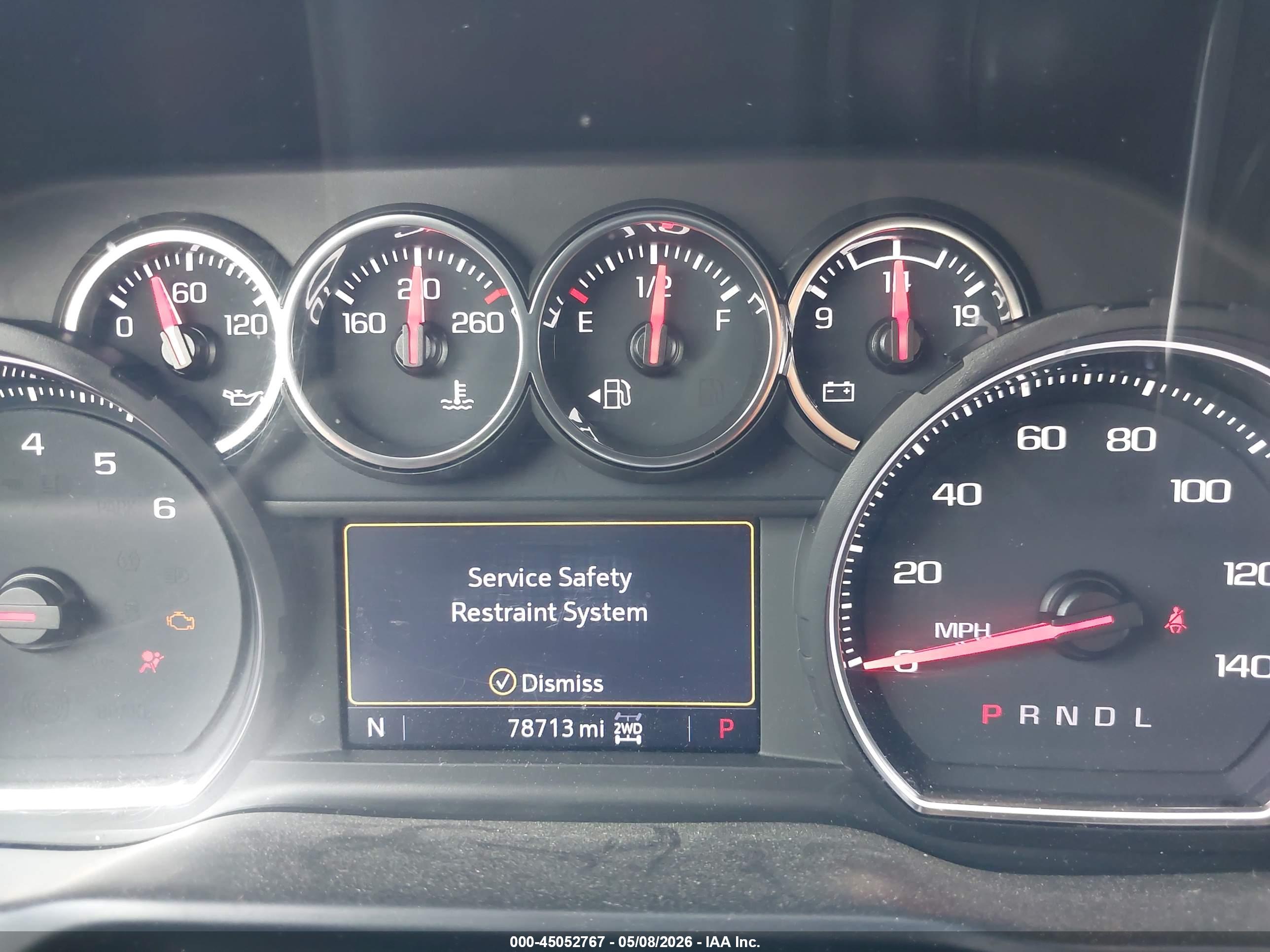 CHEVROLET SILVERADO image 7