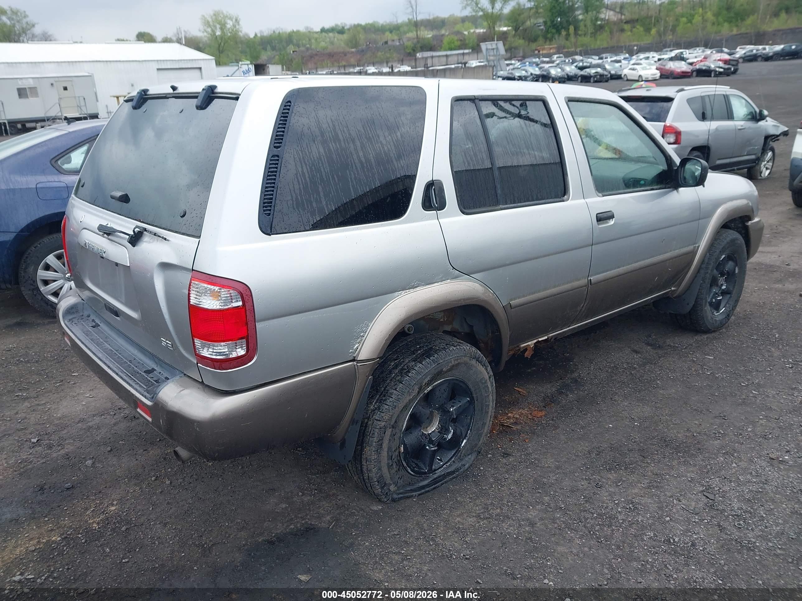 NISSAN PATHFINDER image 4