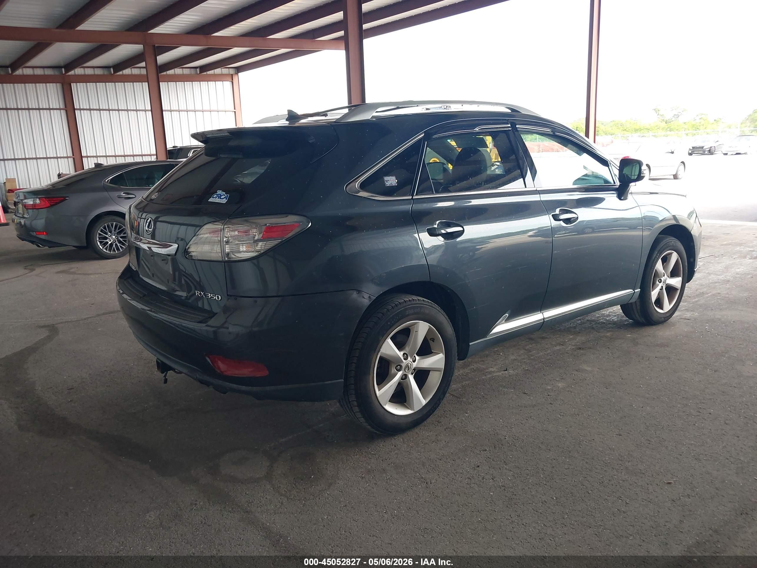 LEXUS RX image 4