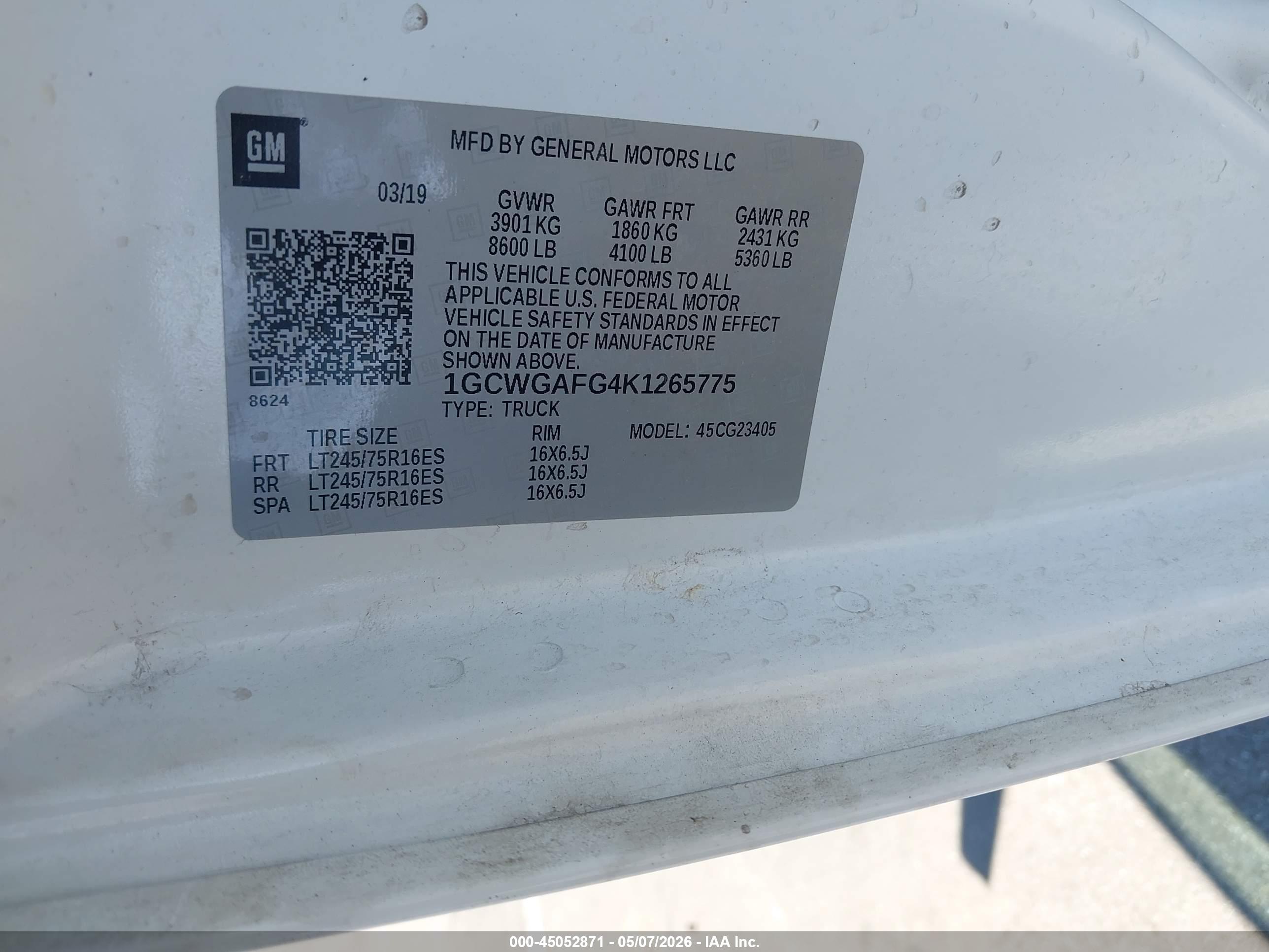 CHEVROLET EXPRESS image 9