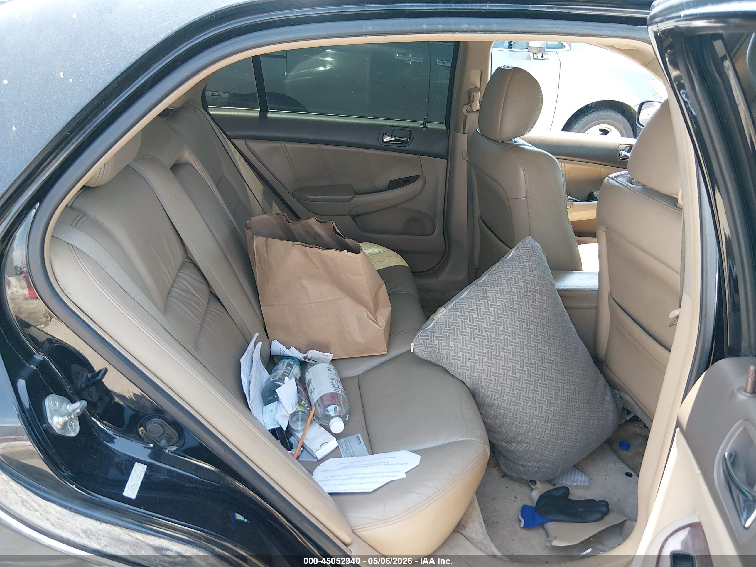 HONDA ACCORD image 8