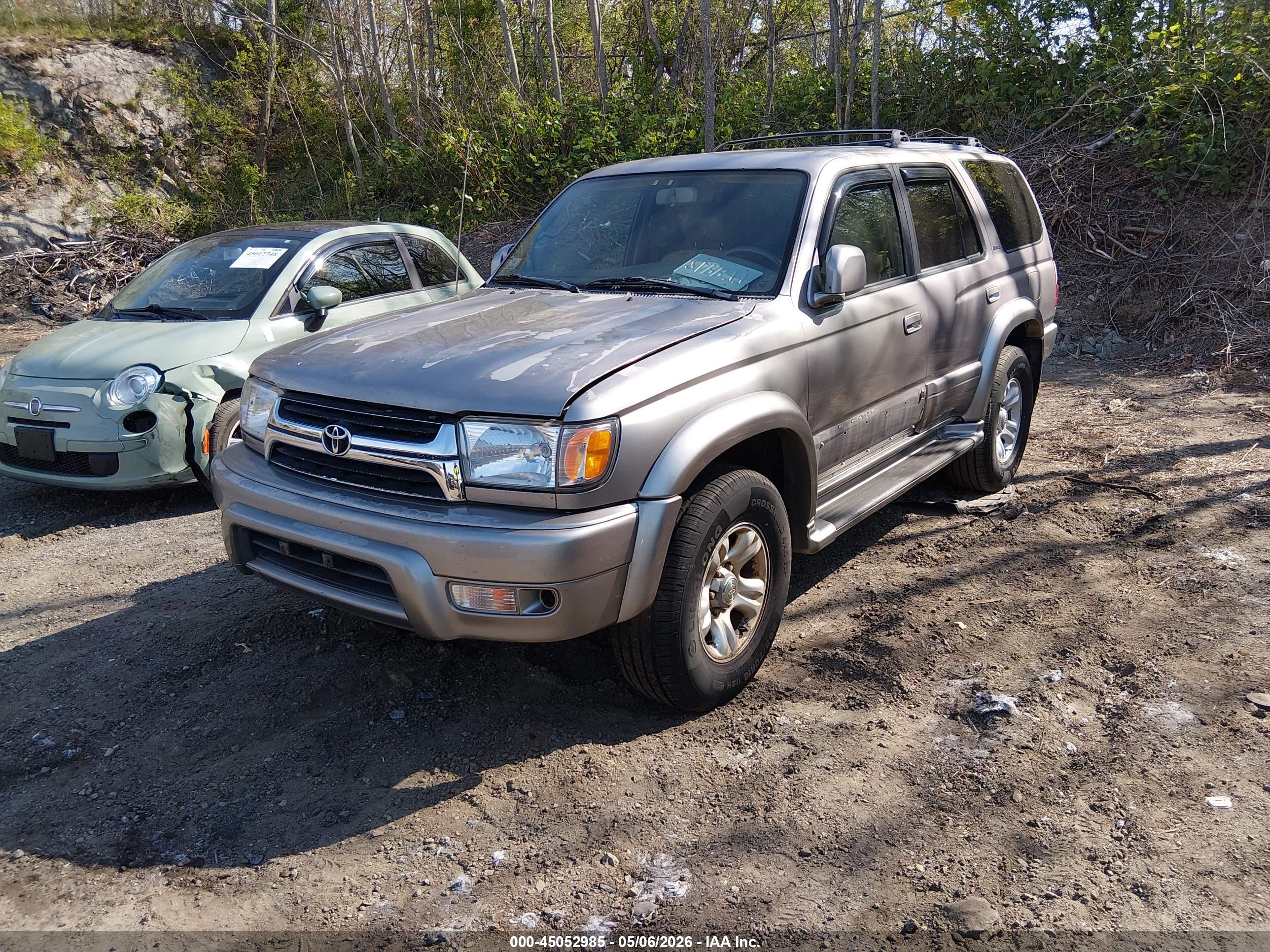 TOYOTA 4RUNNER image 2