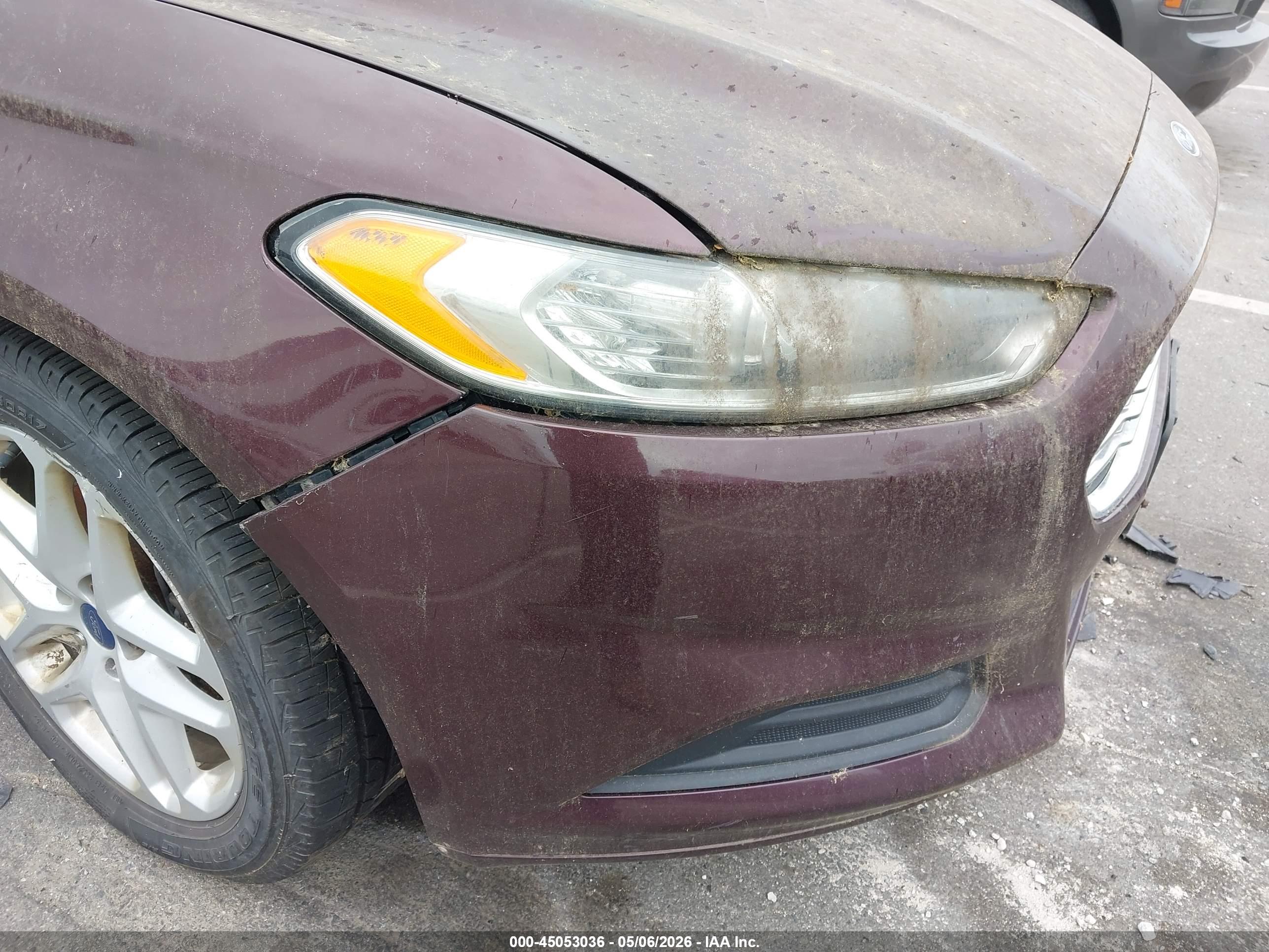 FORD FUSION image 6