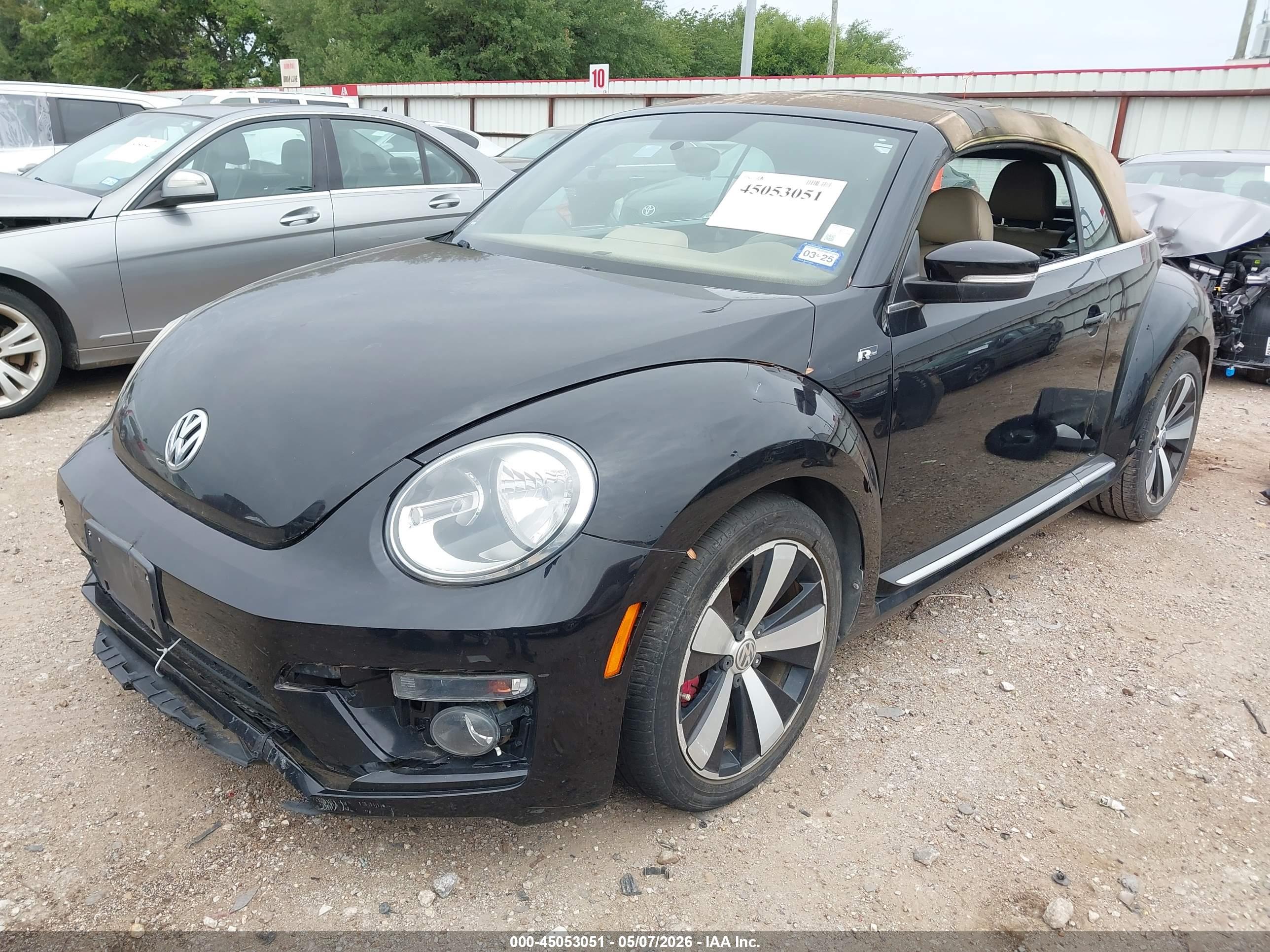 VOLKSWAGEN BEETLE image 2