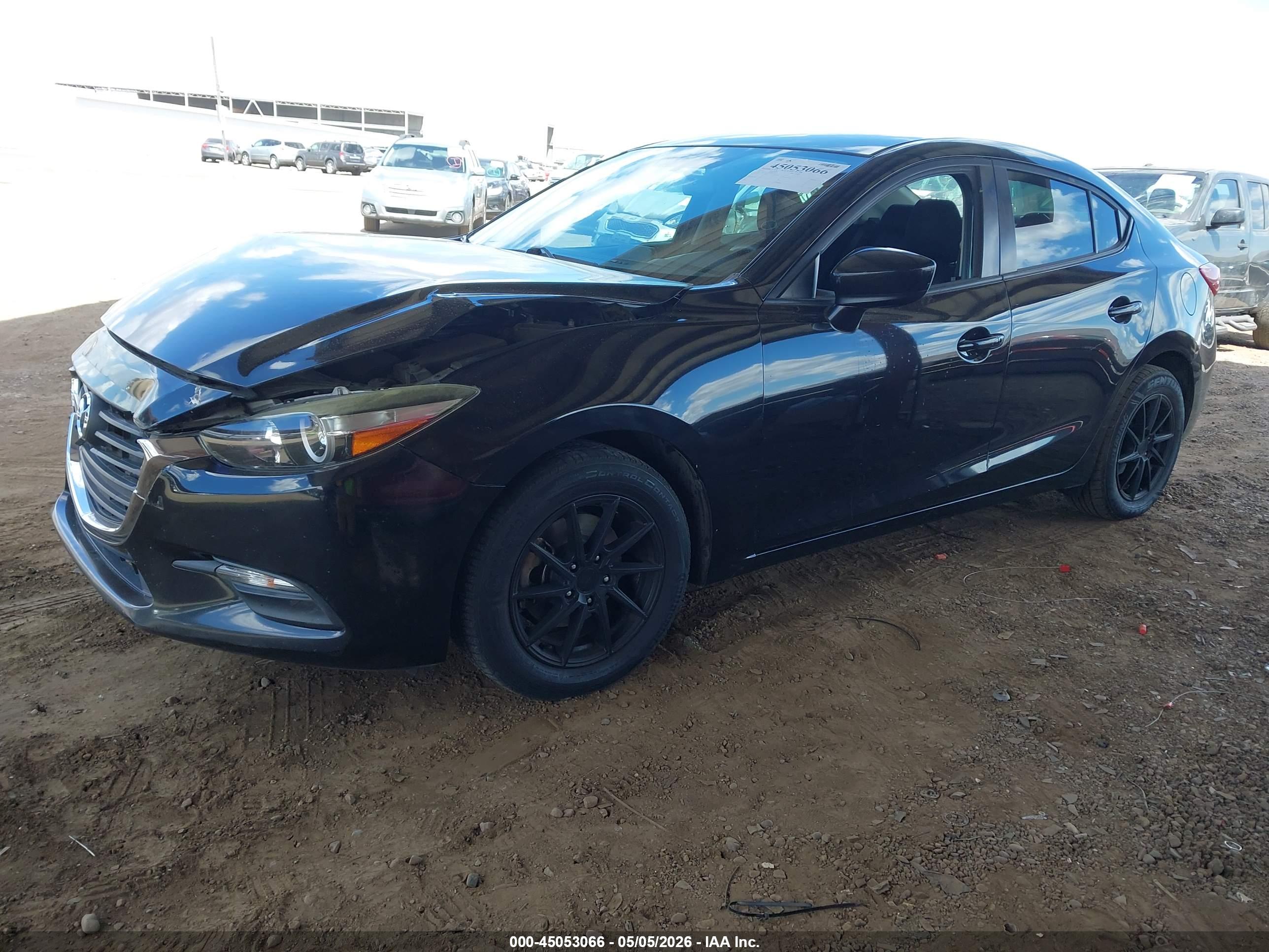 MAZDA MAZDA3 image 2