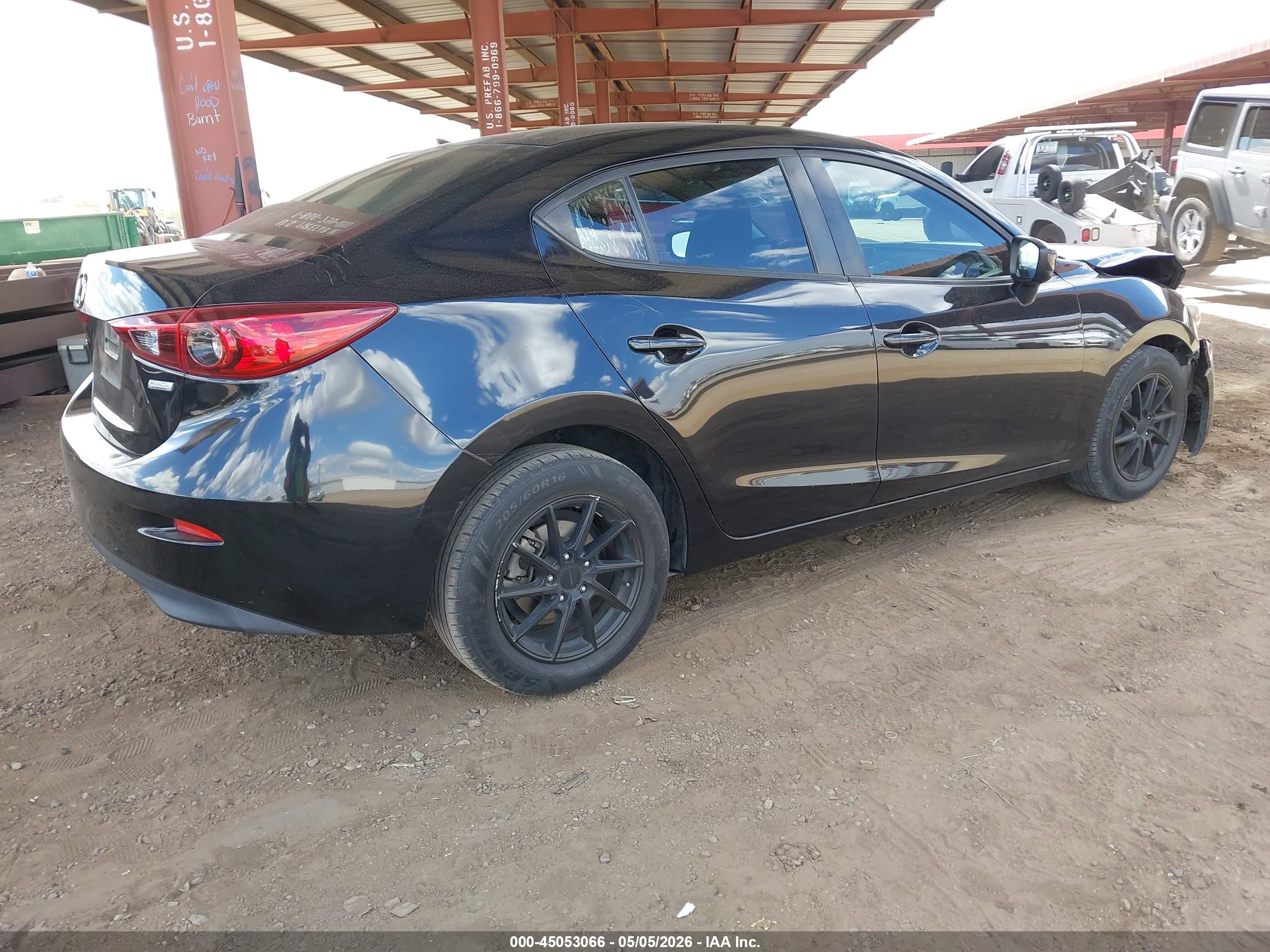 MAZDA MAZDA3 image 4