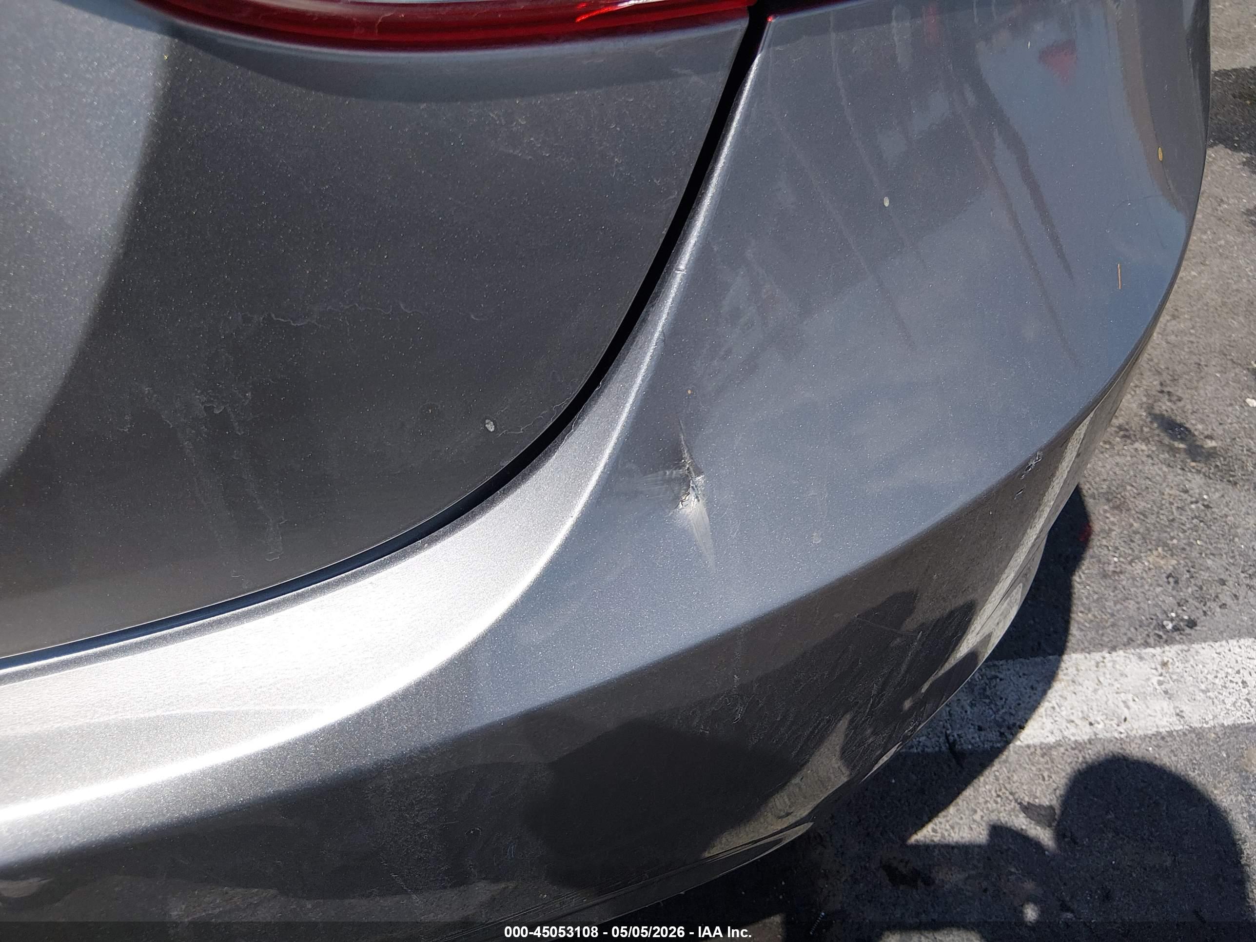 HYUNDAI ELANTRA image 6