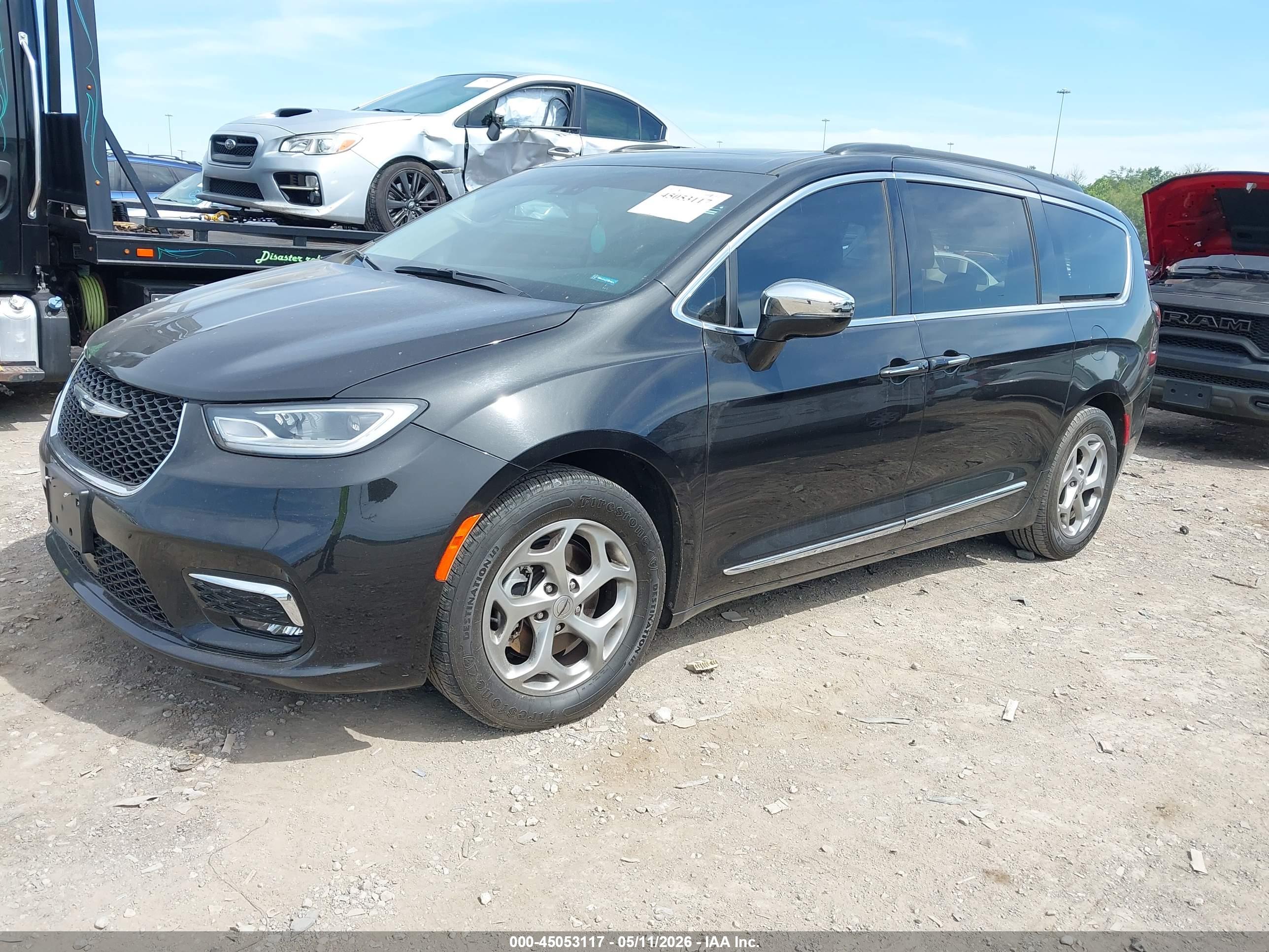 CHRYSLER PACIFICA image 2