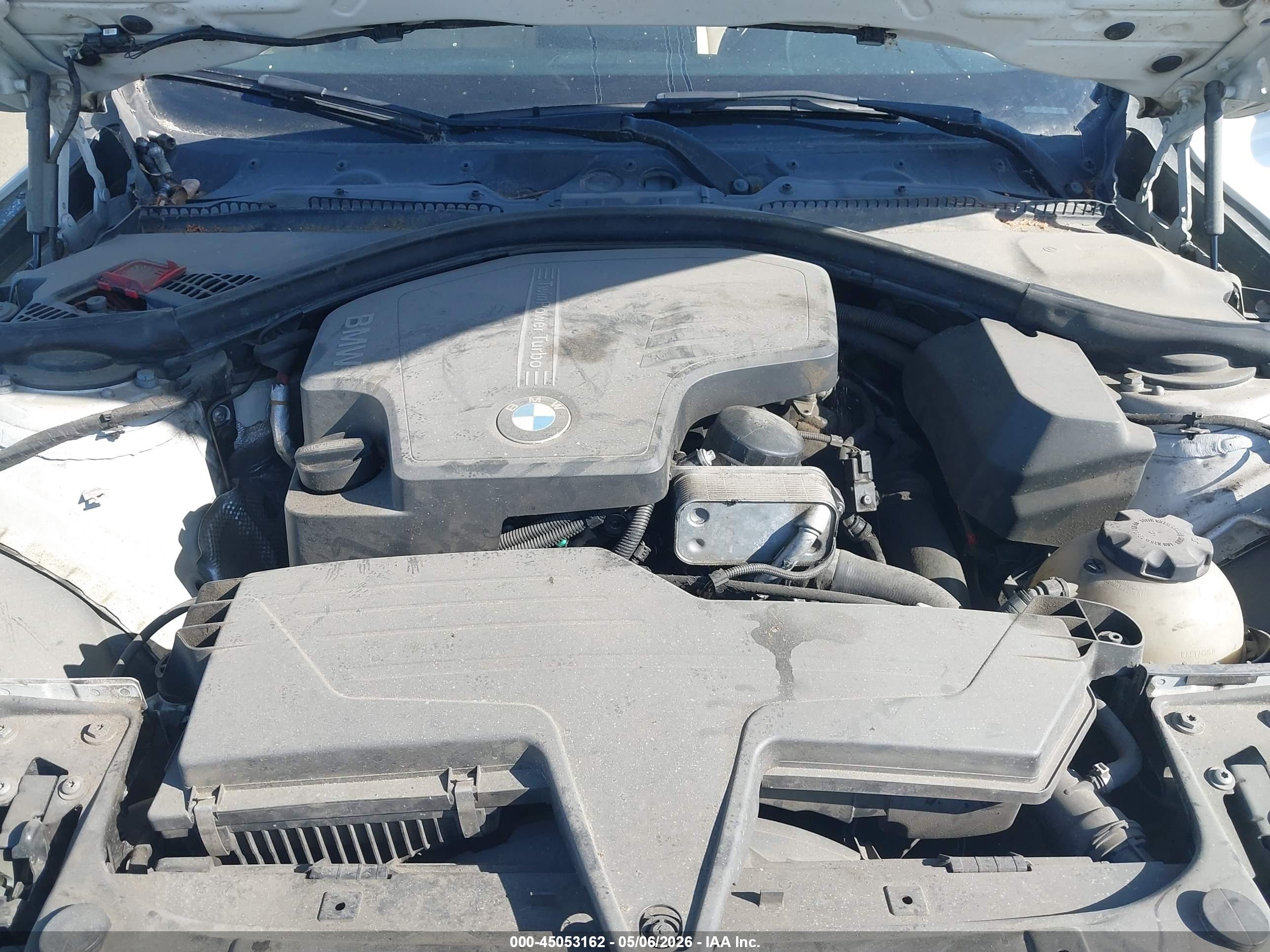 BMW 320I image 10