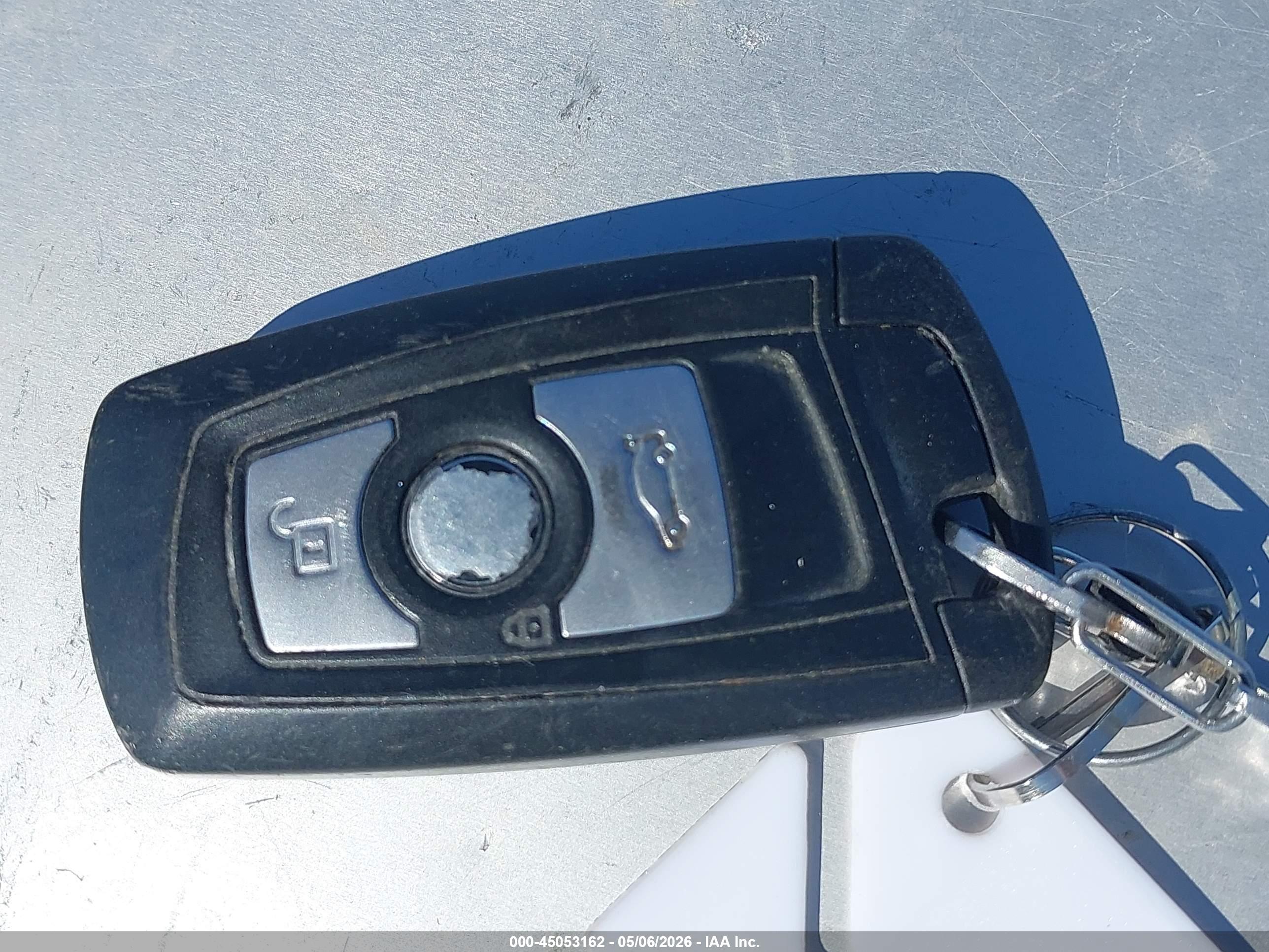 BMW 320I image 11