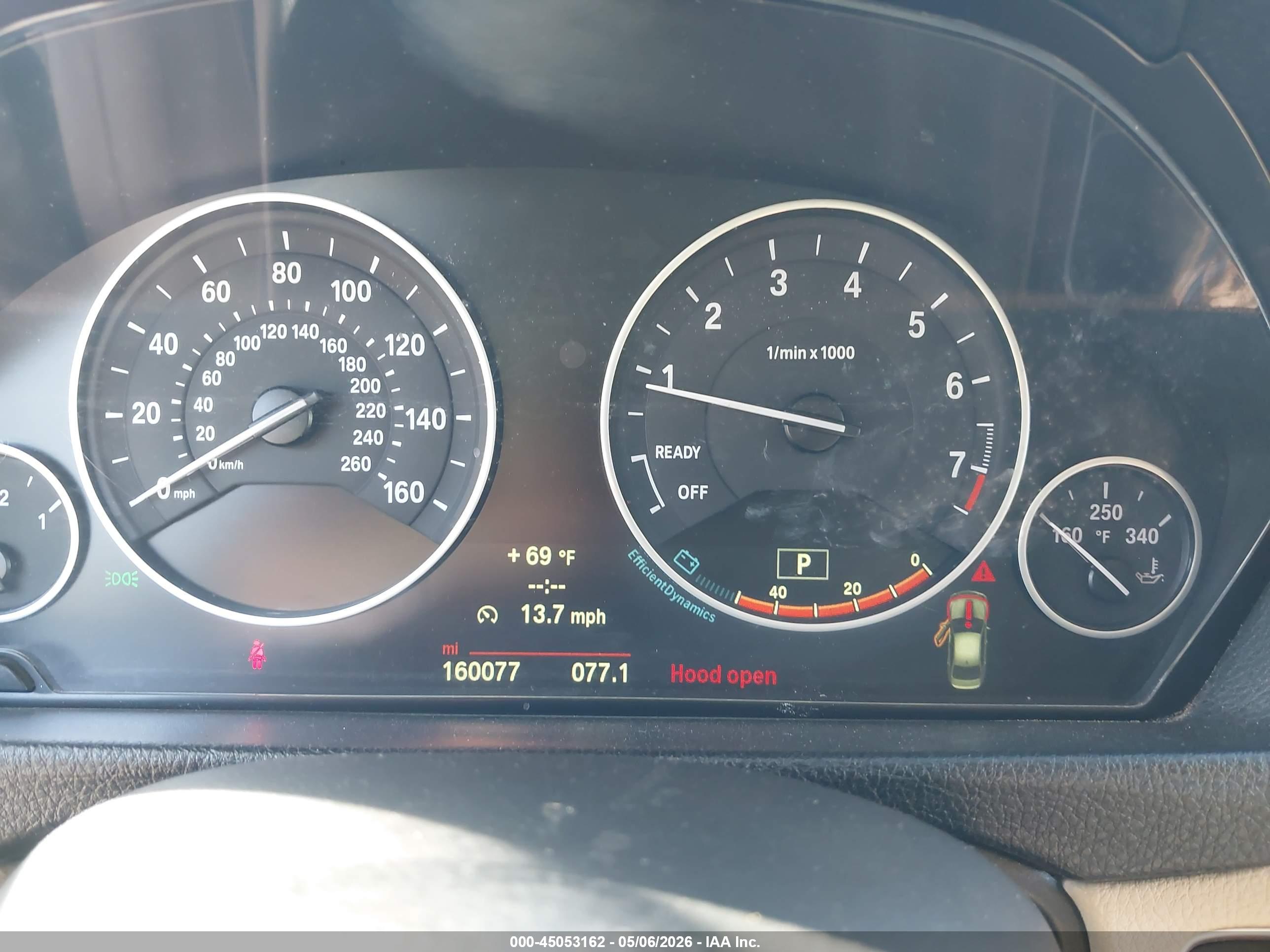 BMW 320I image 7
