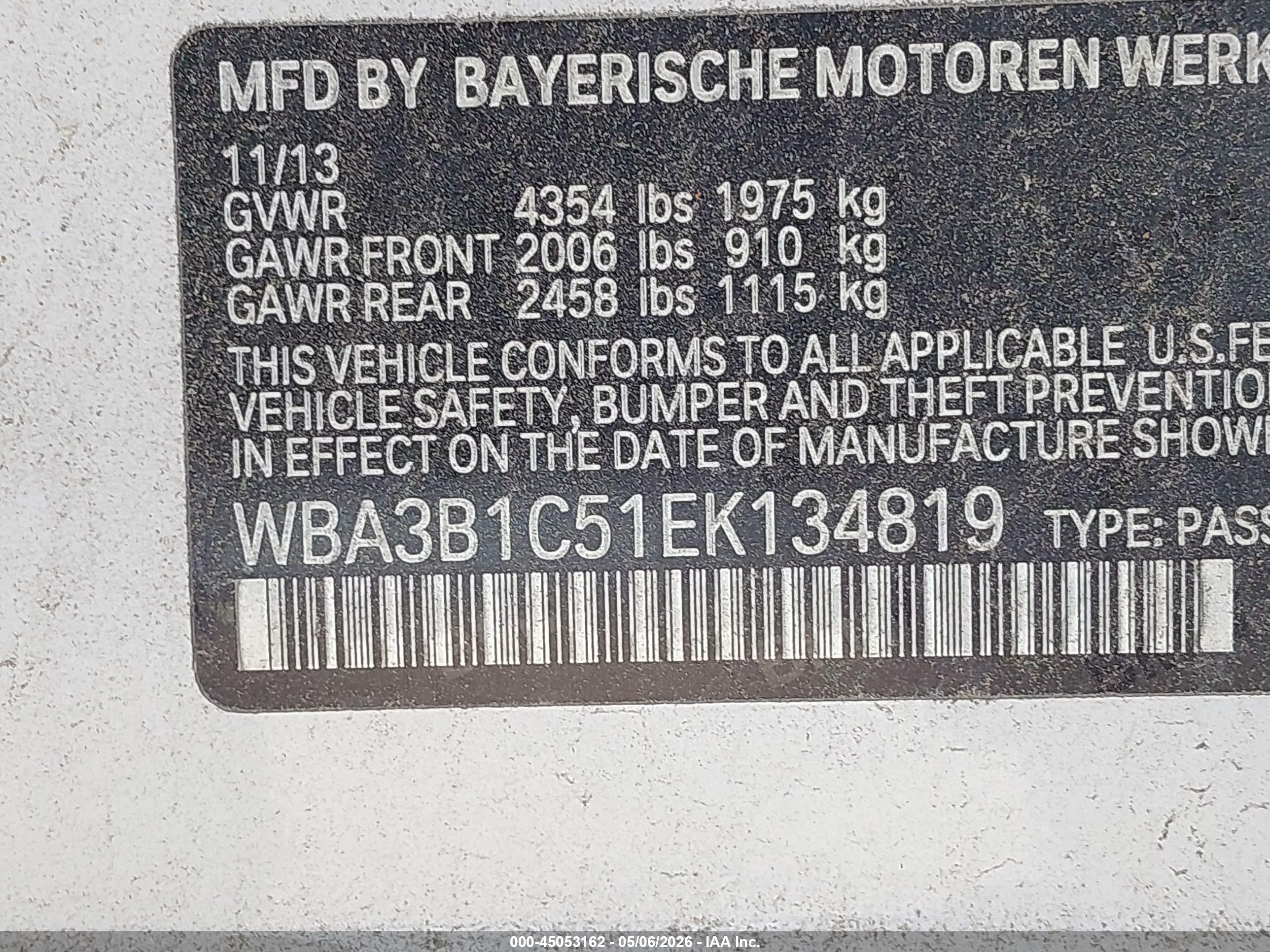 BMW 320I image 9