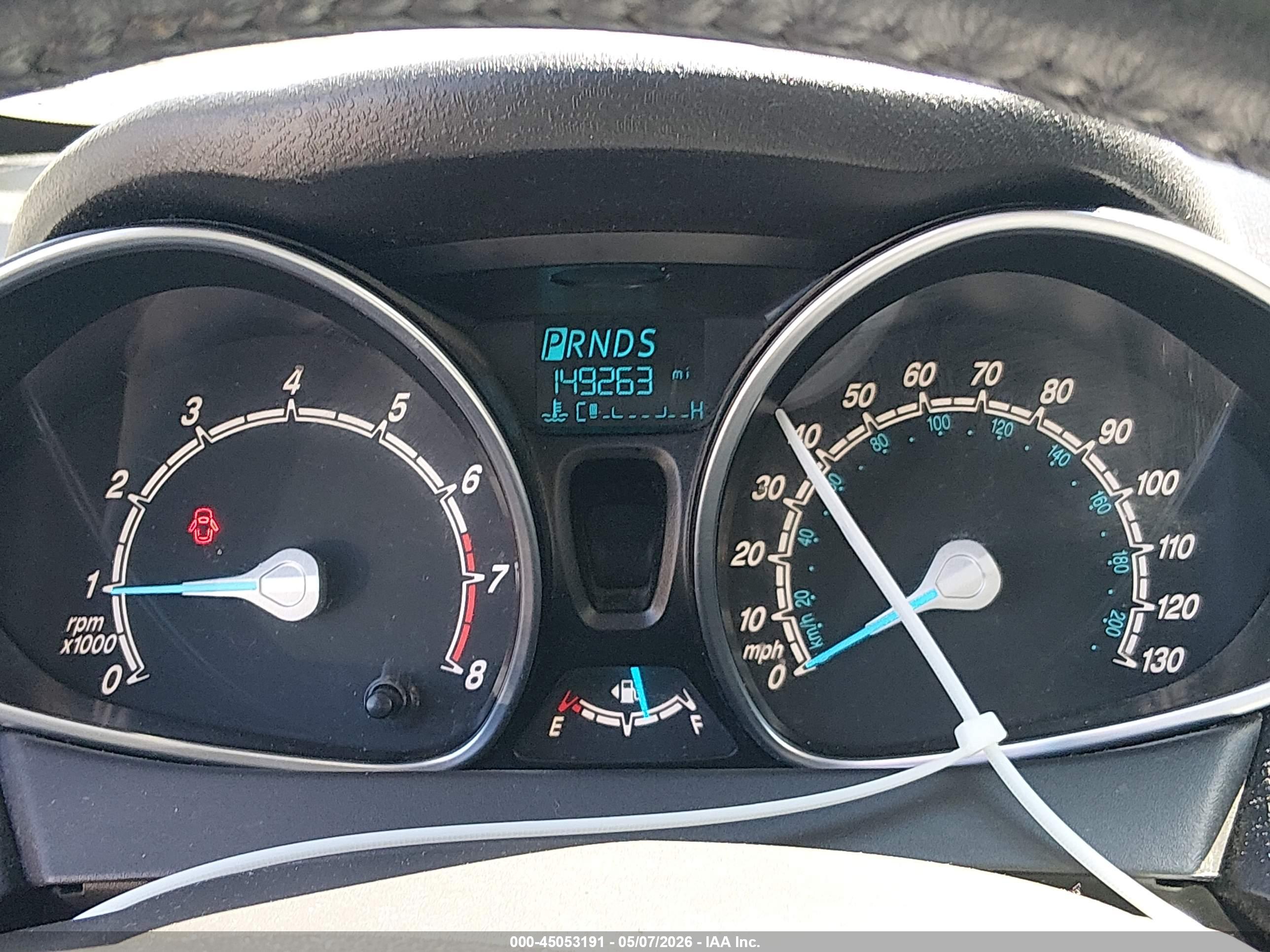 FORD FIESTA image 7
