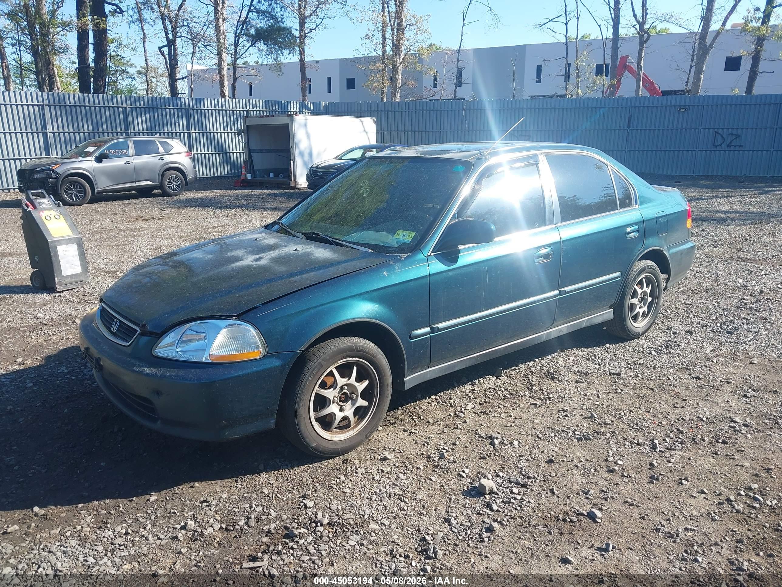 HONDA CIVIC image 2