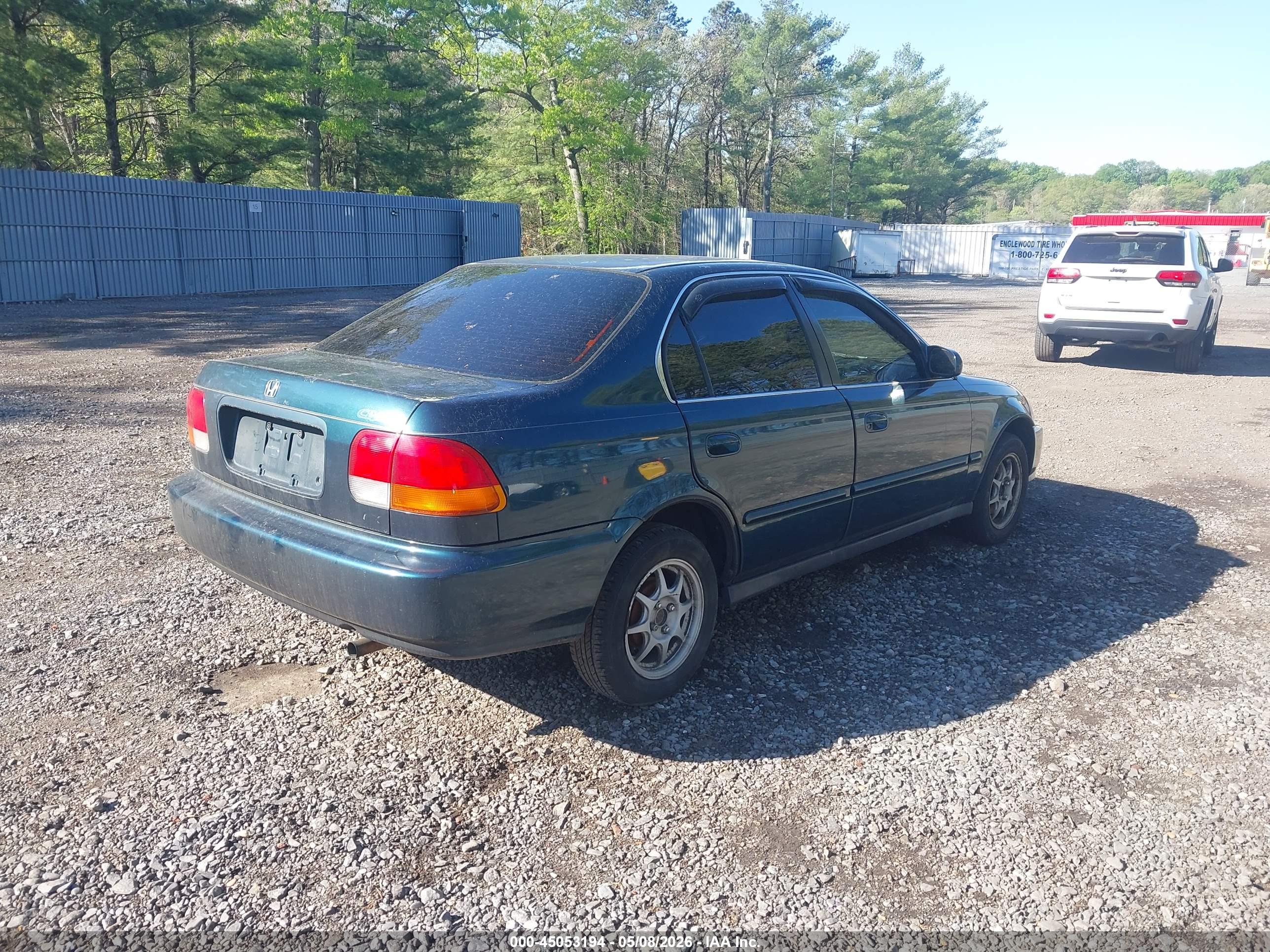 HONDA CIVIC image 4