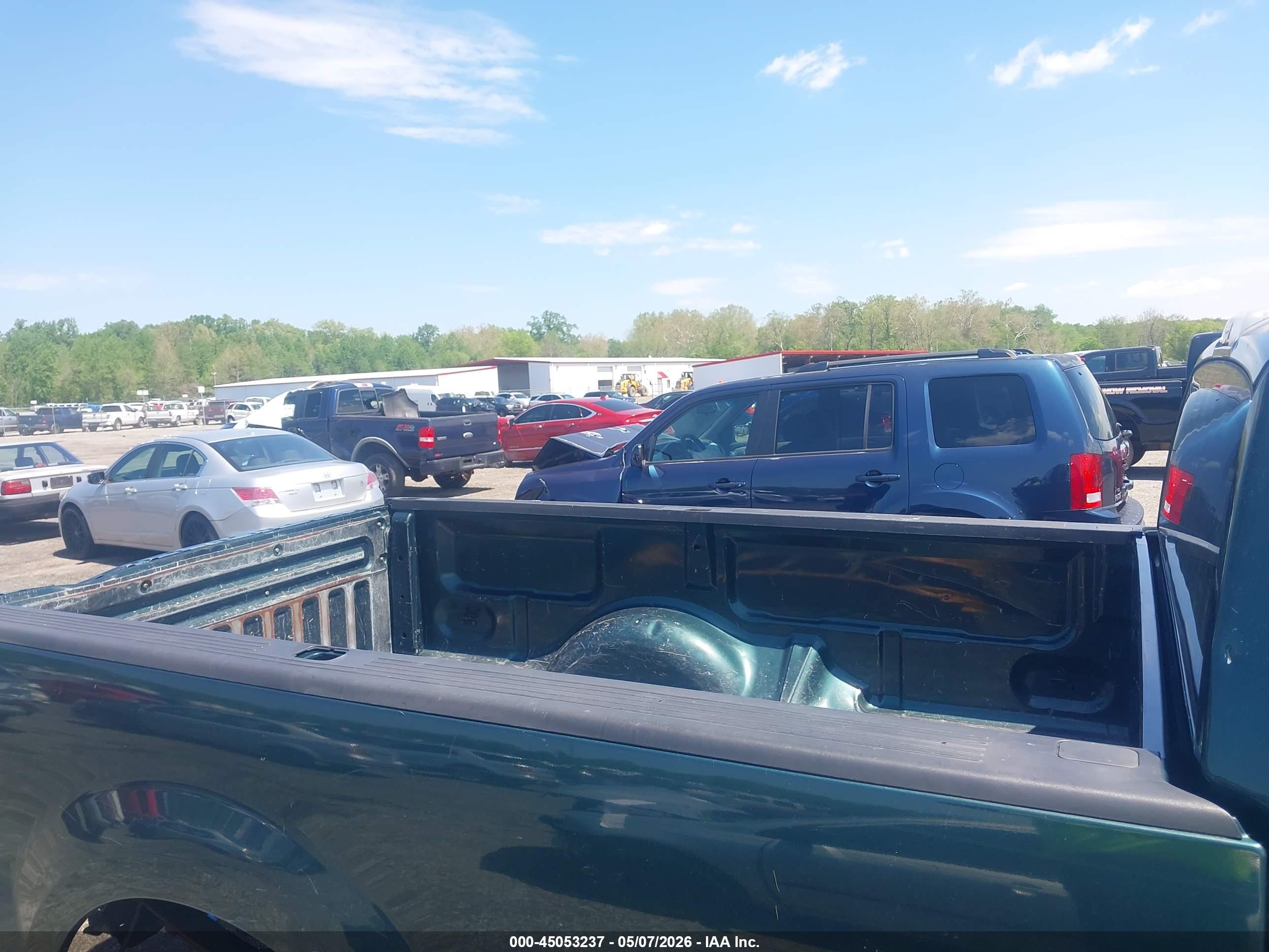 FORD F-150 image 8