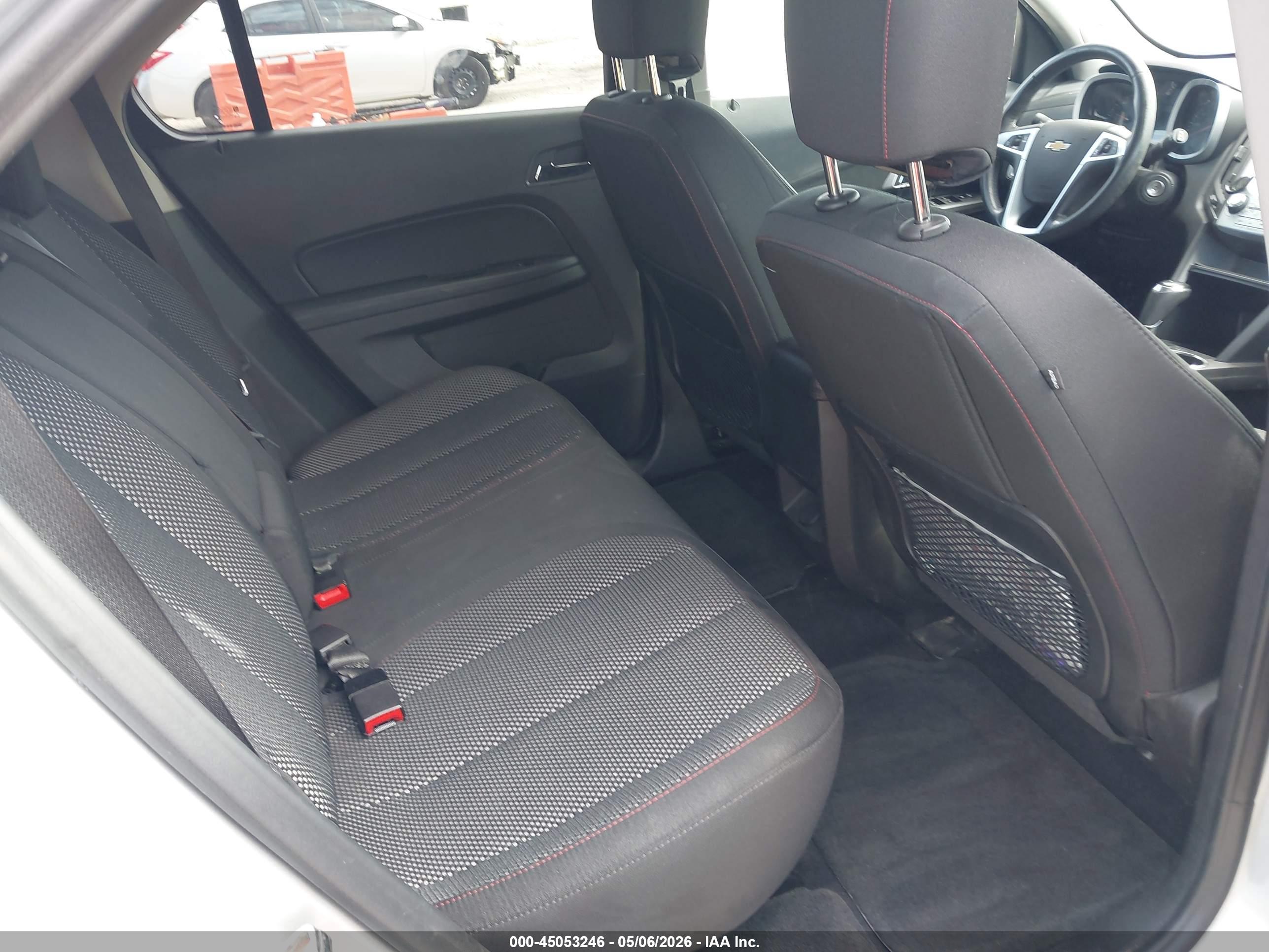 CHEVROLET EQUINOX image 8
