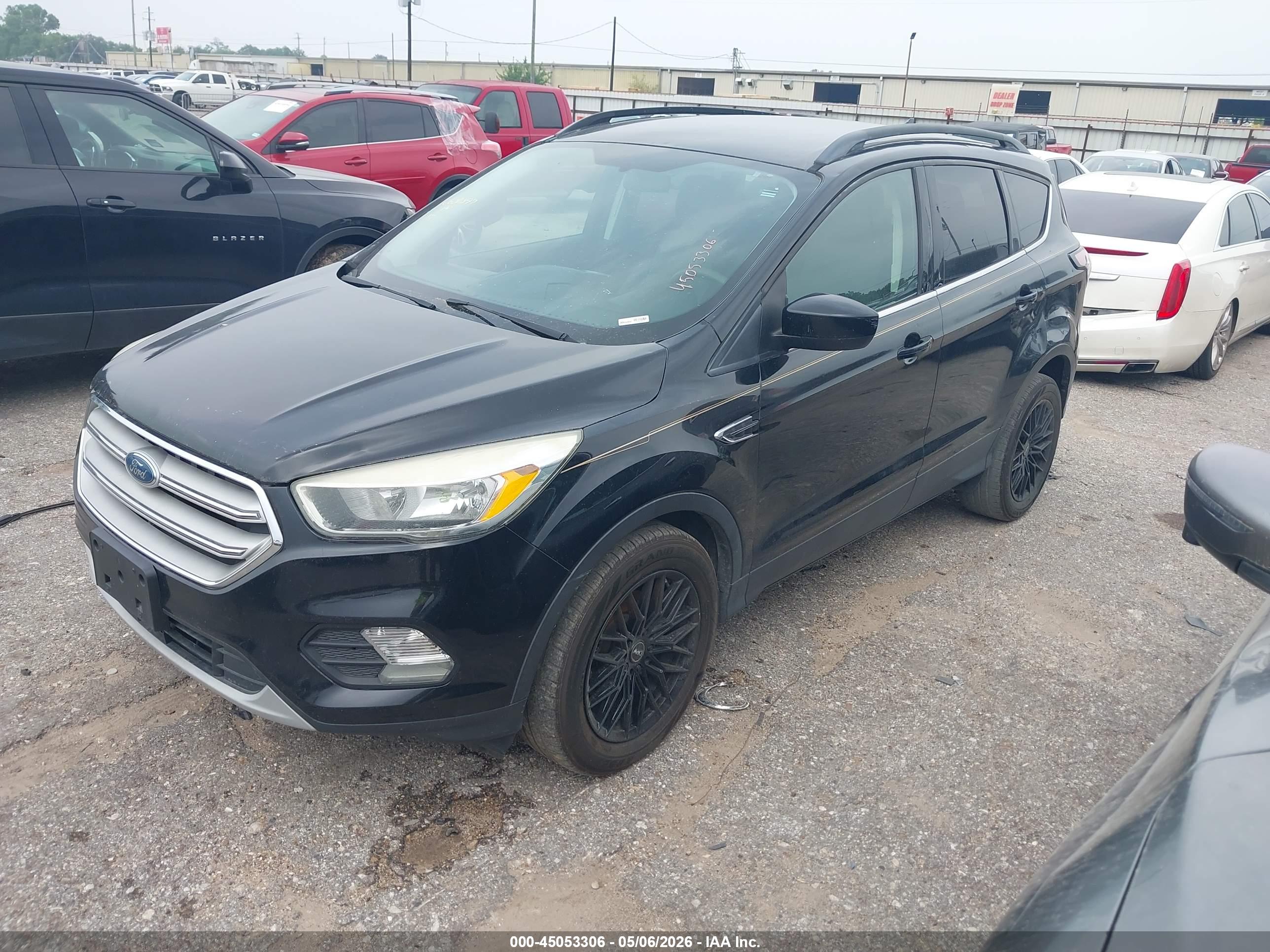 FORD ESCAPE image 2