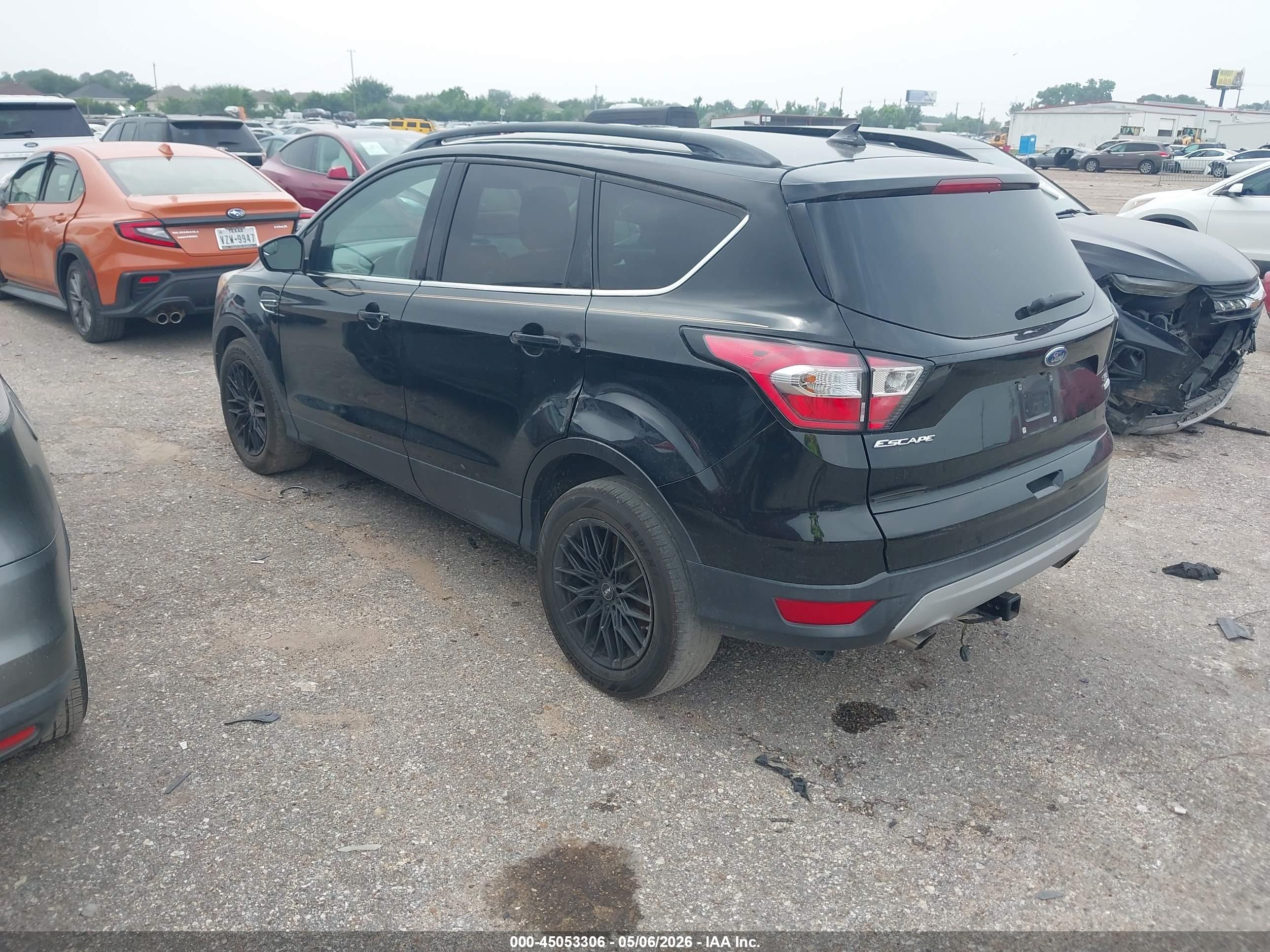 FORD ESCAPE image 3