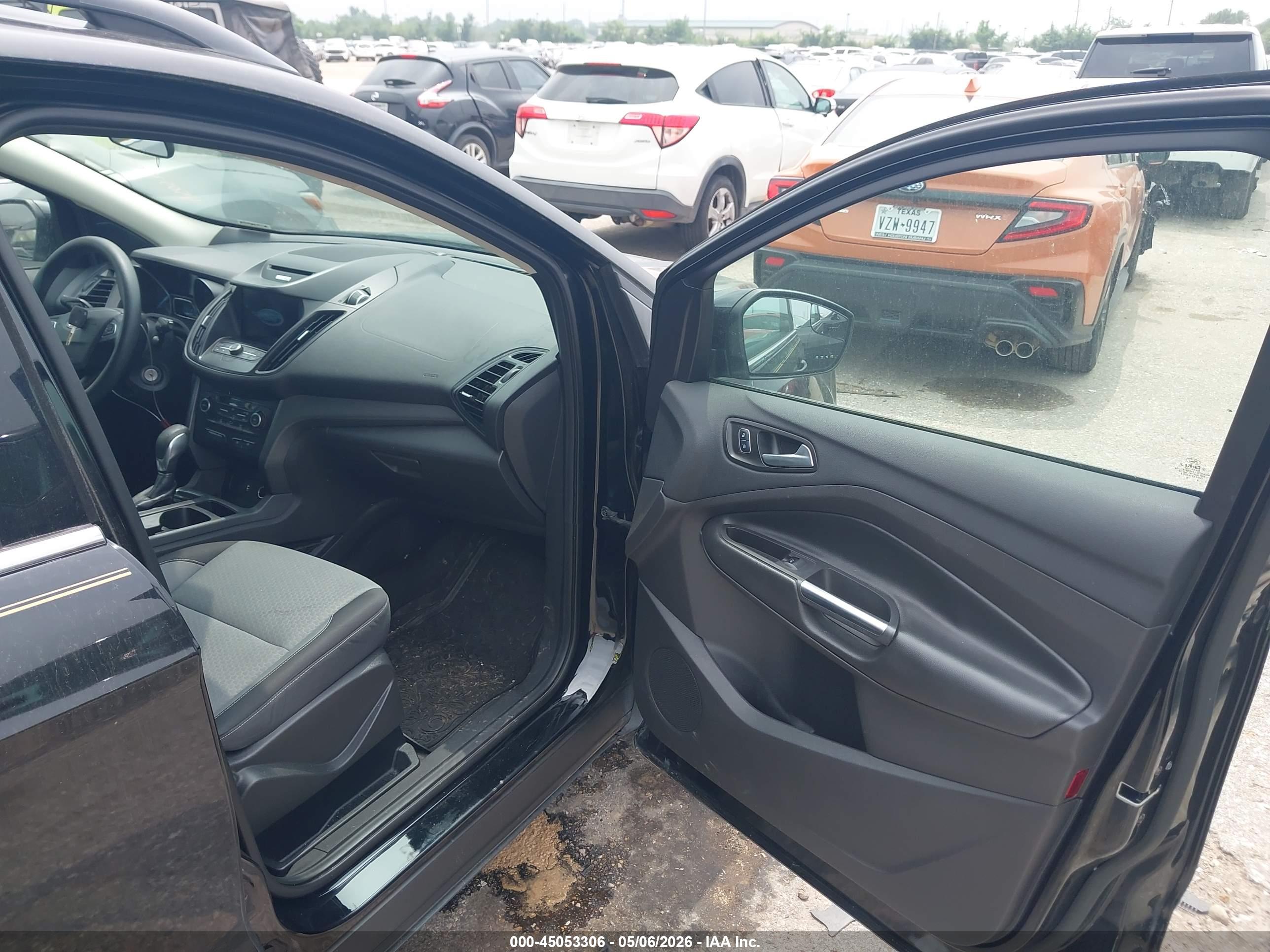 FORD ESCAPE image 5