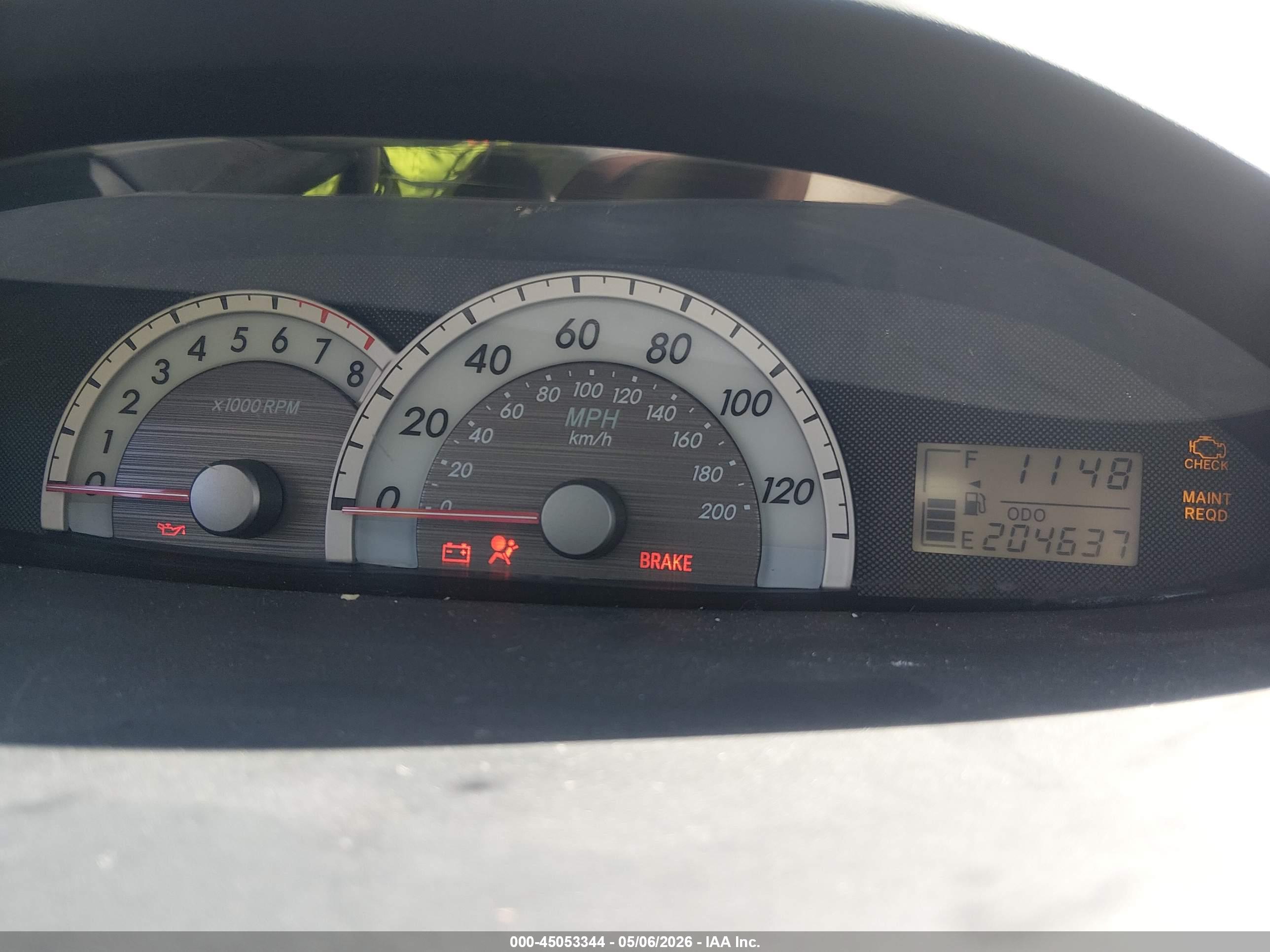 TOYOTA YARIS image 7