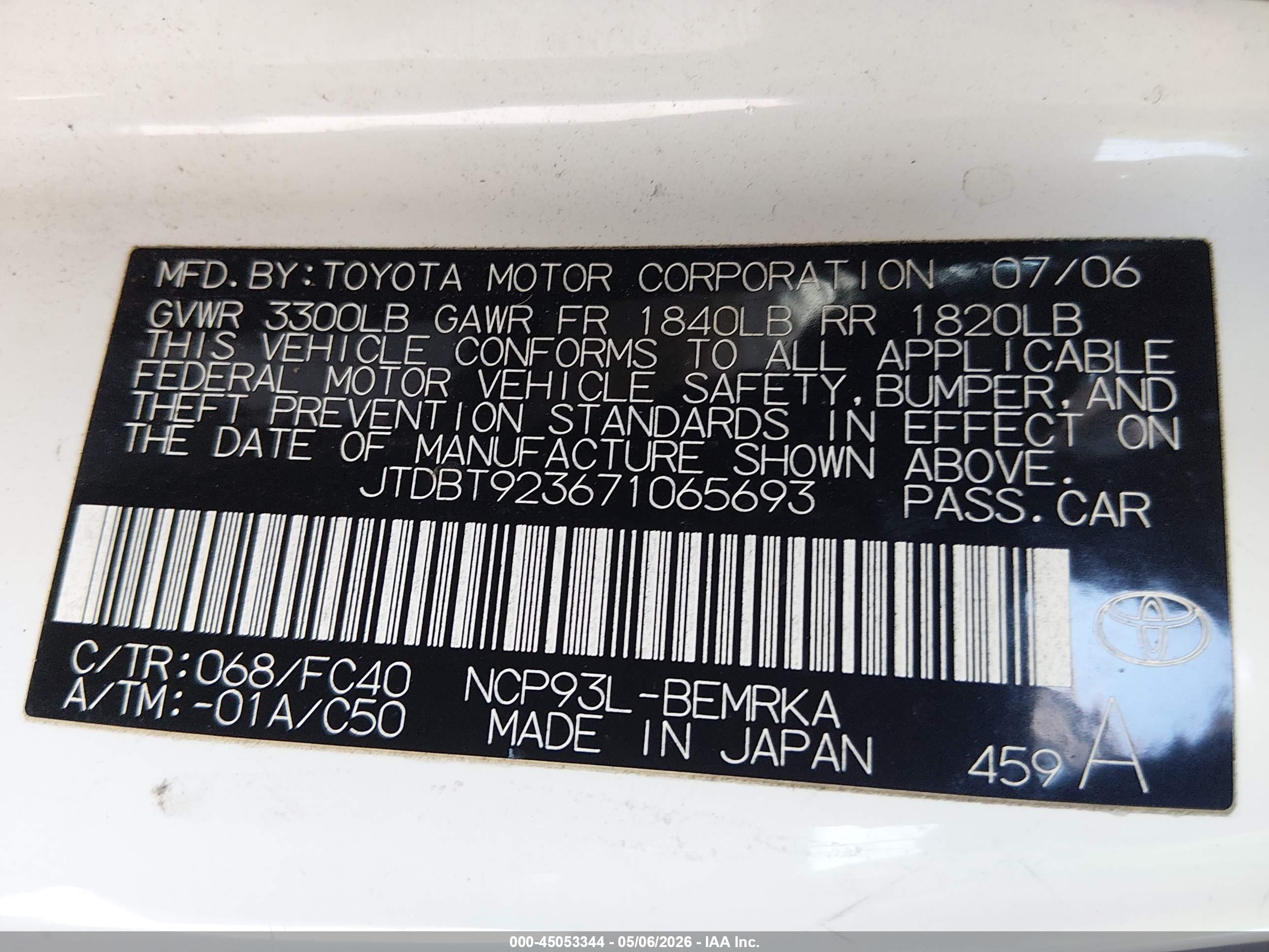TOYOTA YARIS image 9