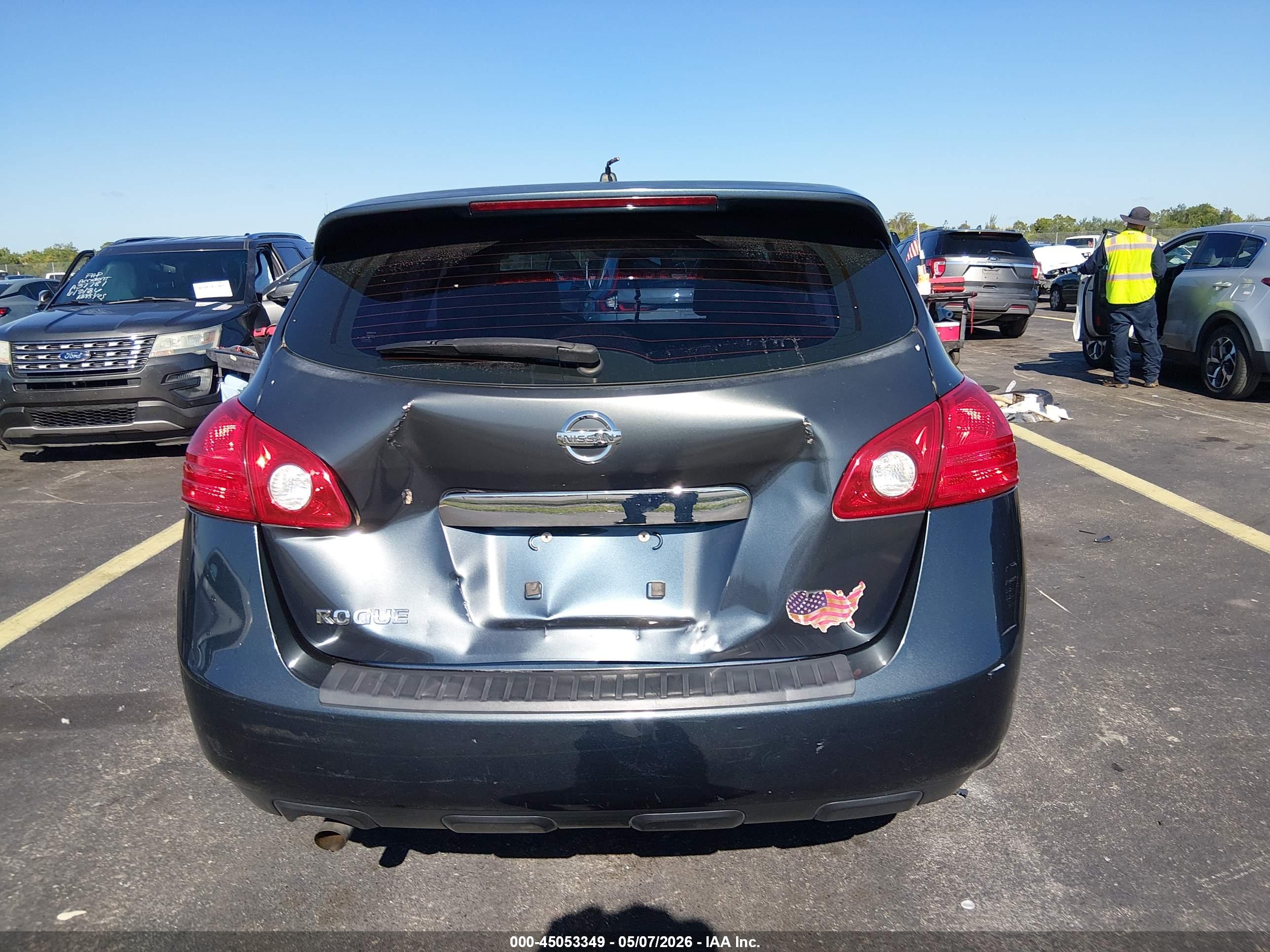 NISSAN ROGUE image 6