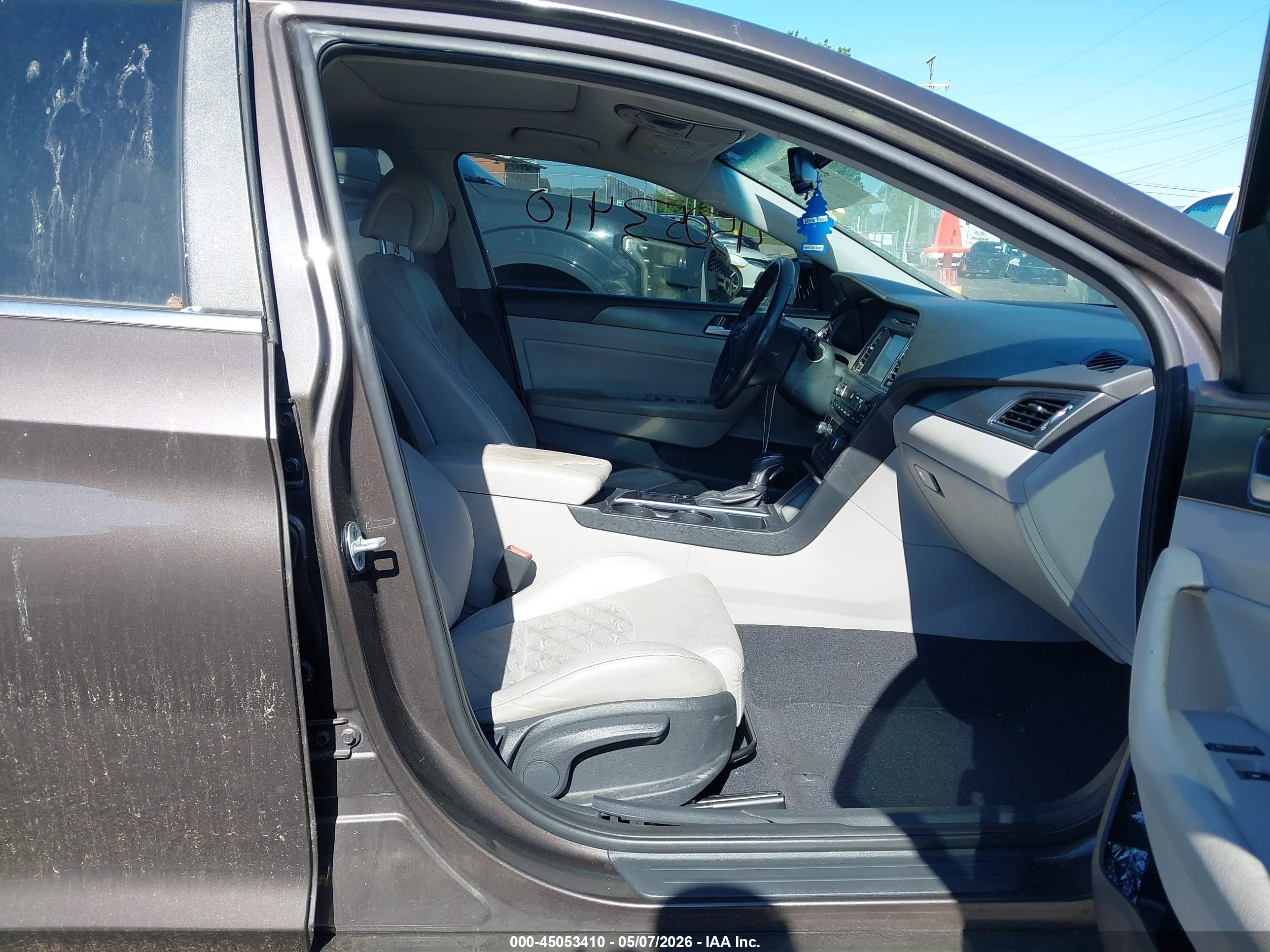 HYUNDAI SONATA image 5