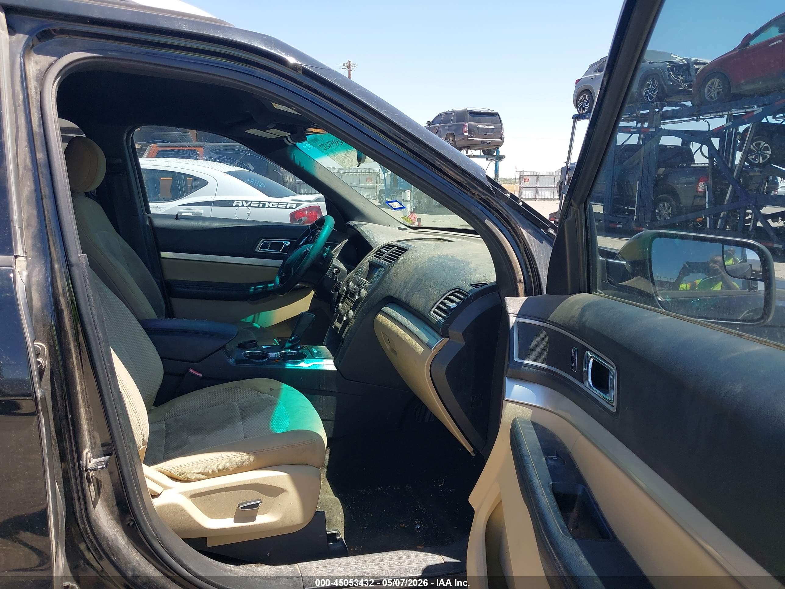FORD EXPLORER image 5