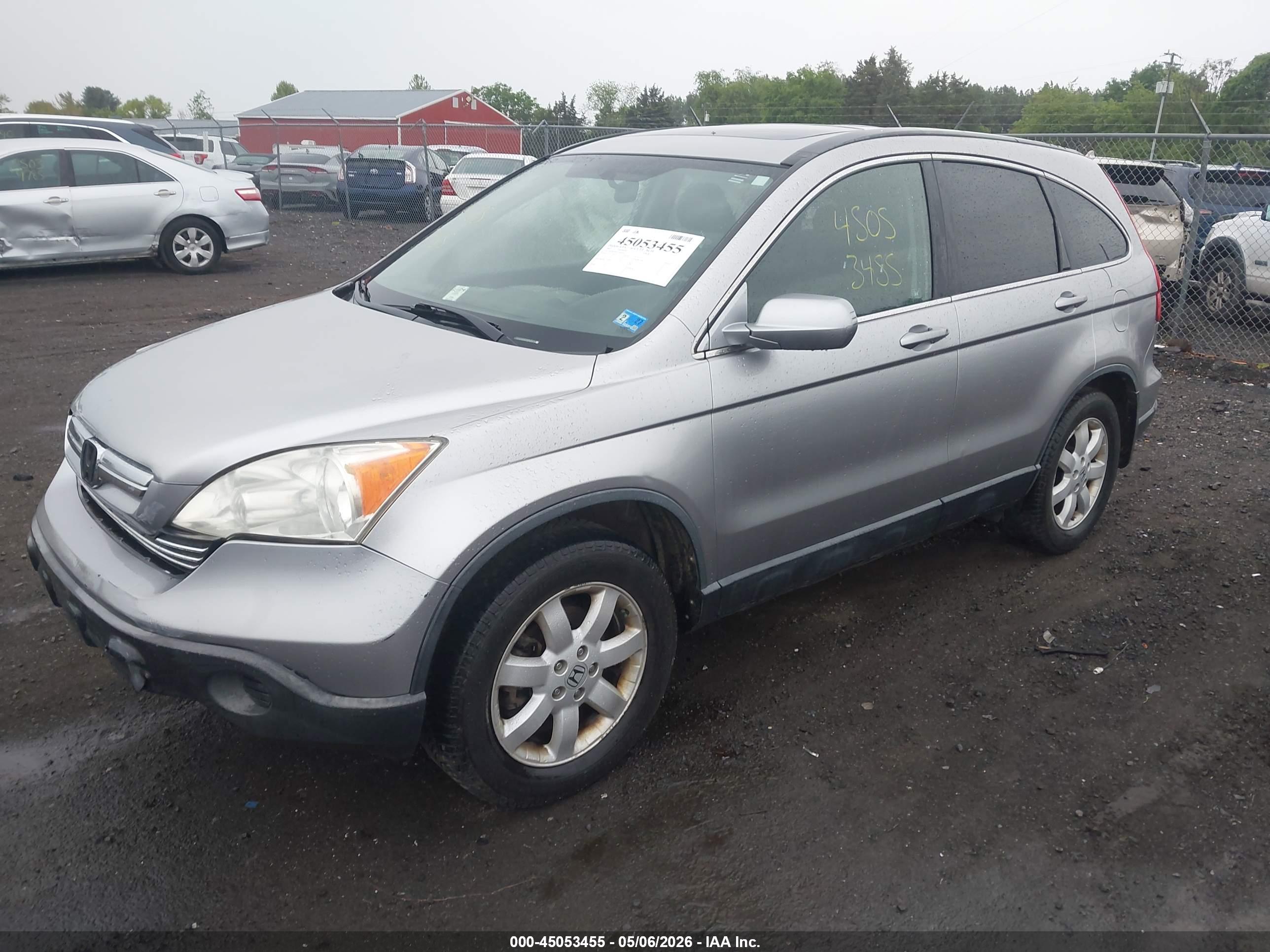 HONDA CR-V image 2