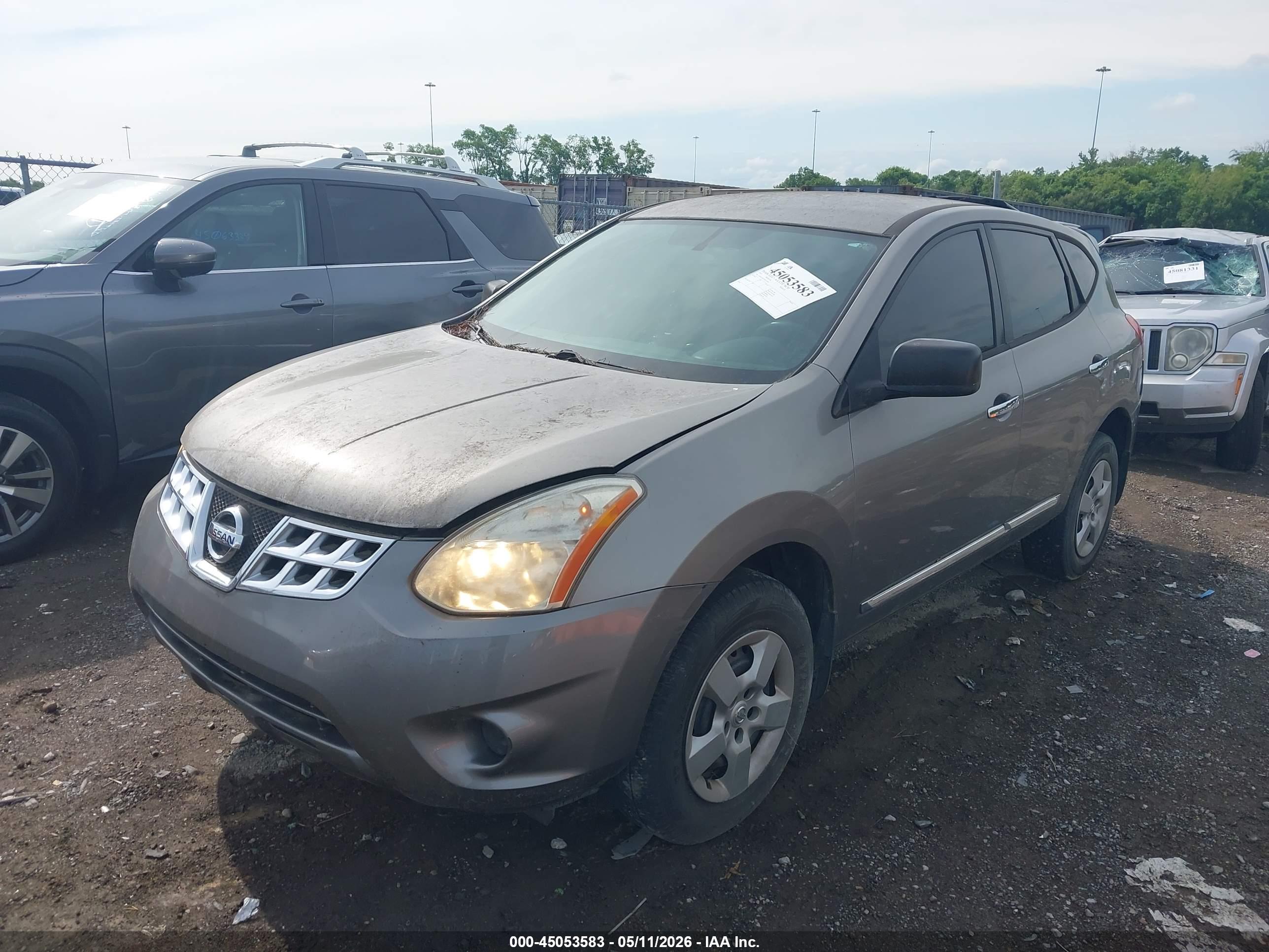 NISSAN ROGUE image 6