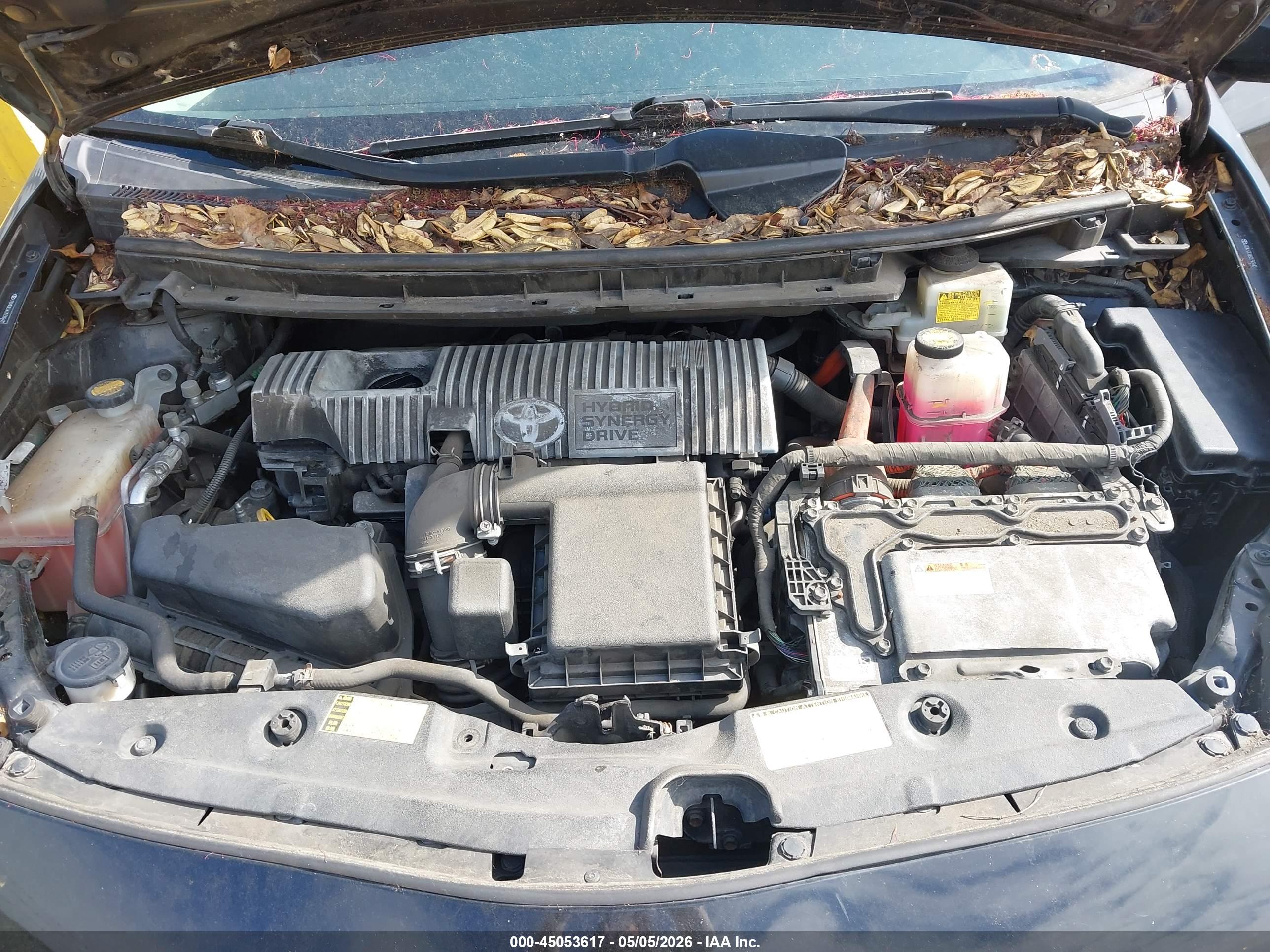 TOYOTA PRIUS image 10