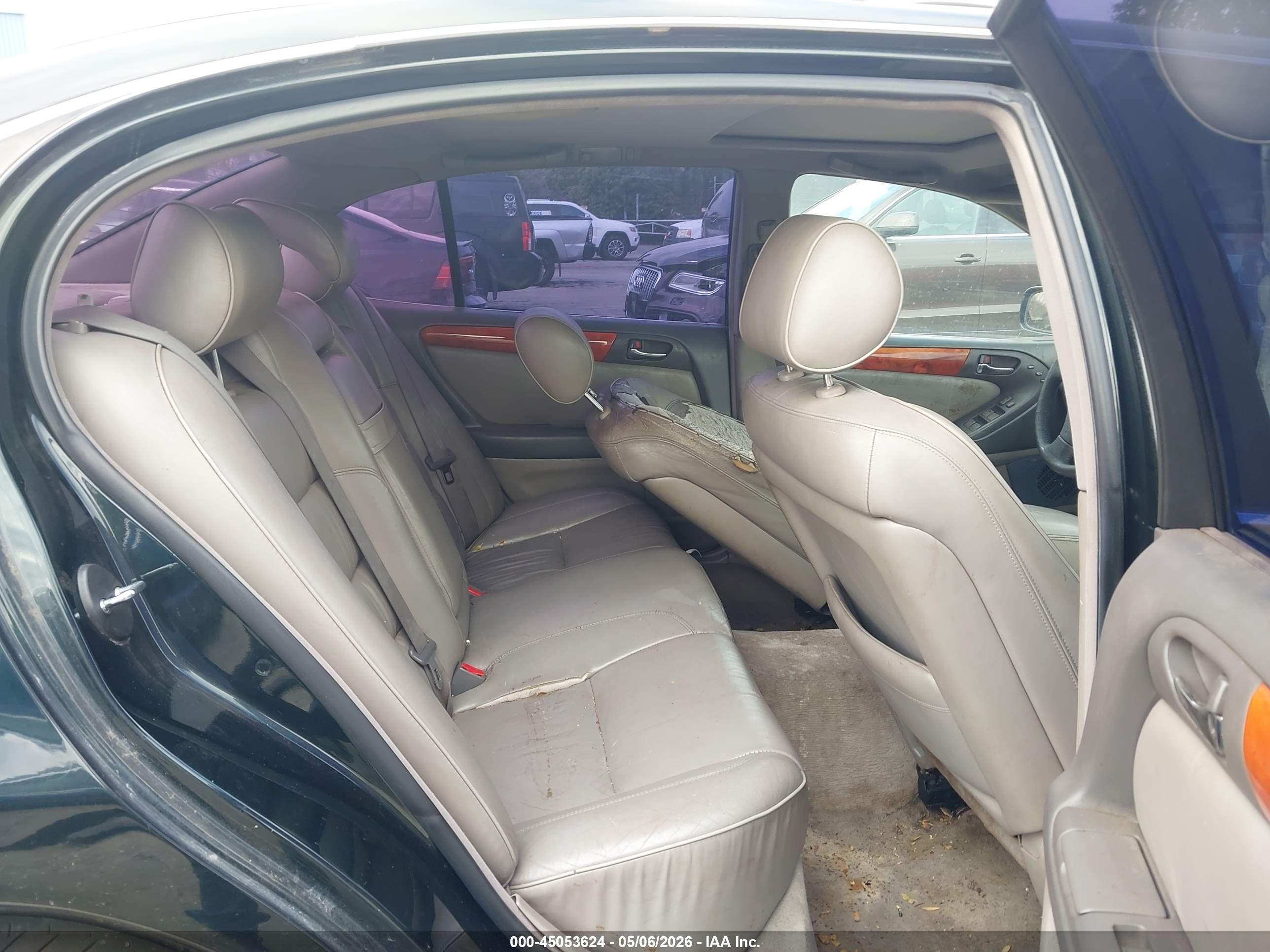 LEXUS GS image 8